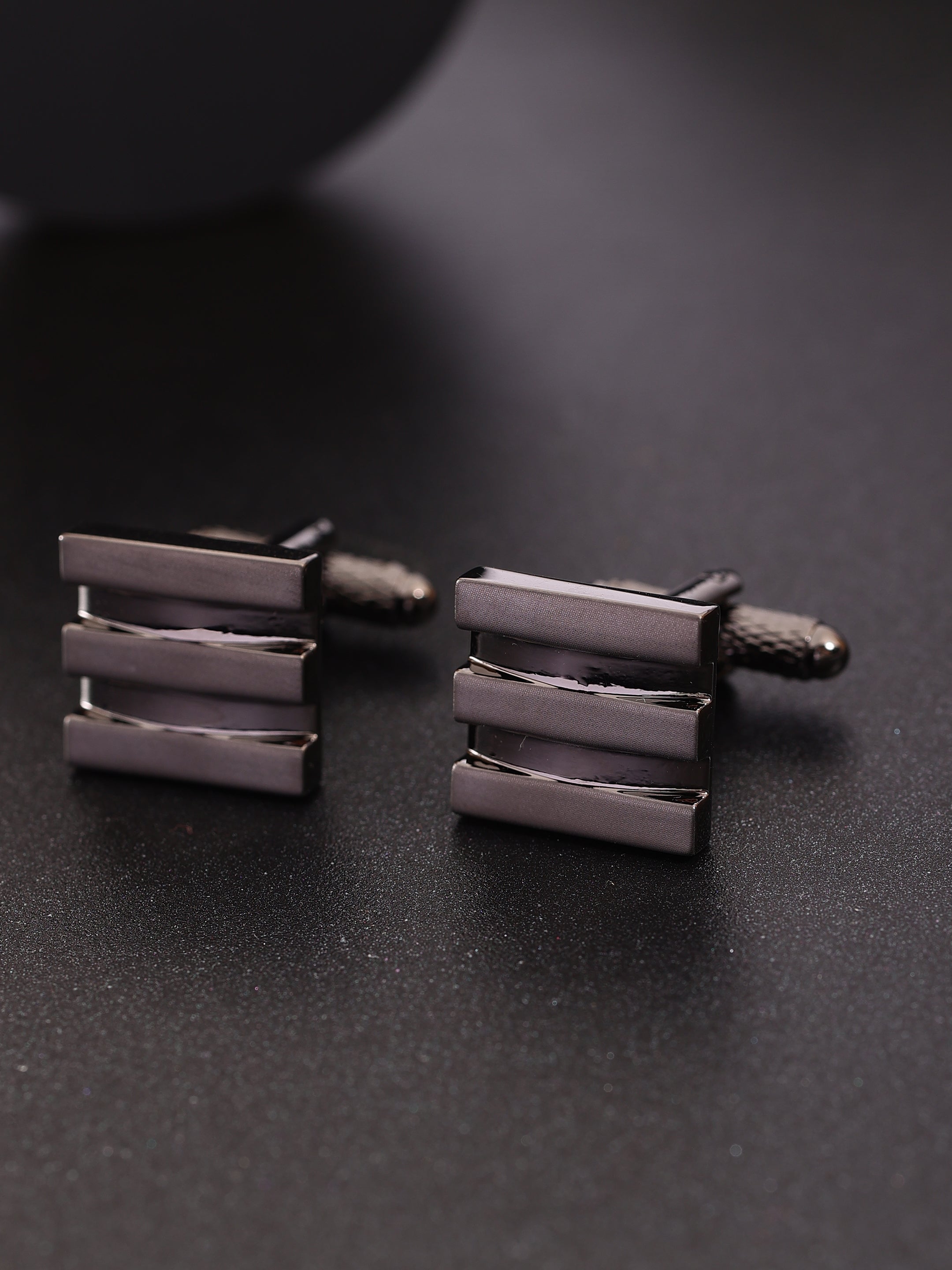 Silver Geometric Bar Cufflink