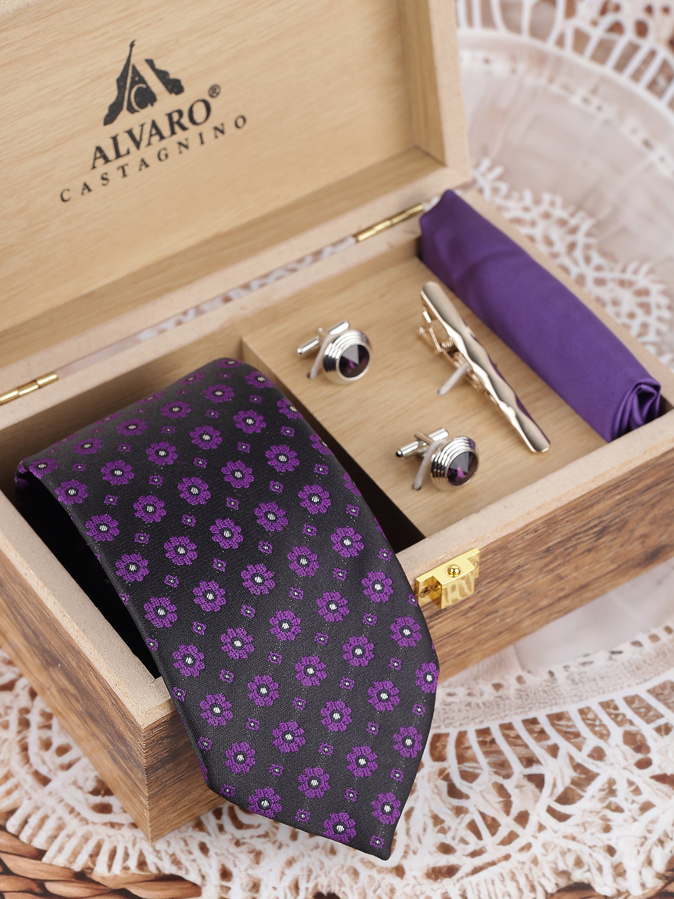 Floral Pattern Gift Set
