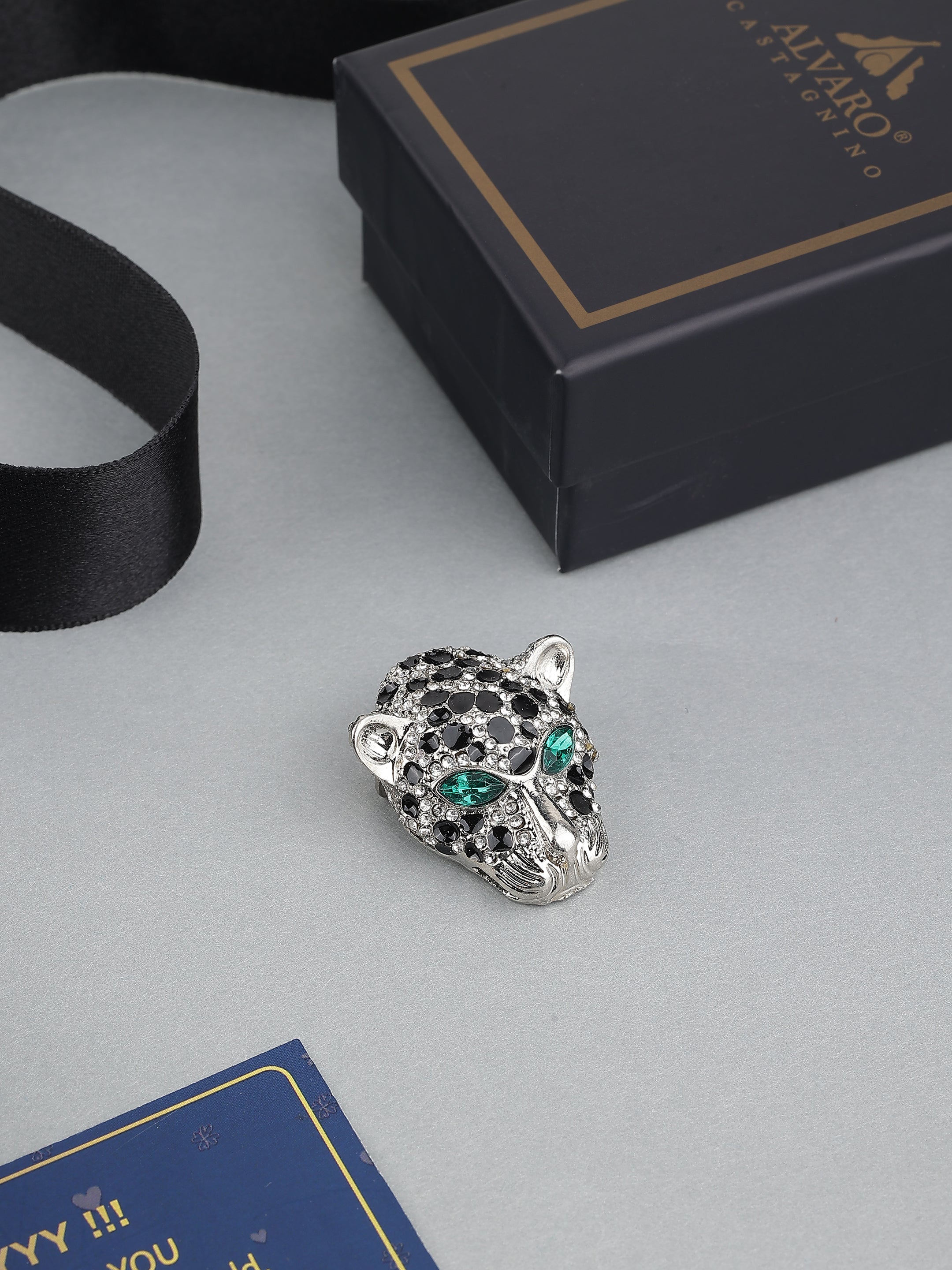 Leopard Face Stone Studded Brooch