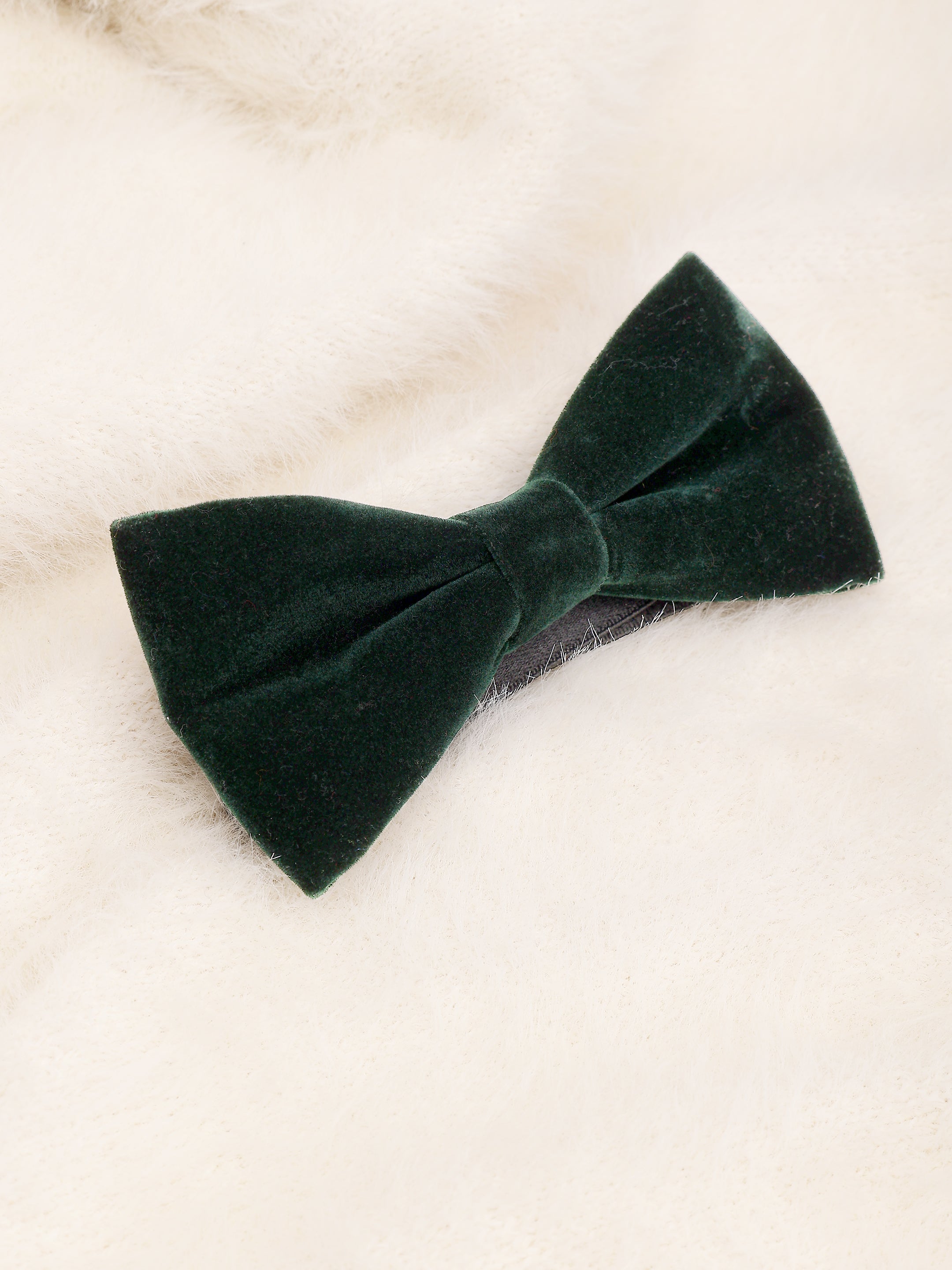Bottle Green Velvet Bow Tie