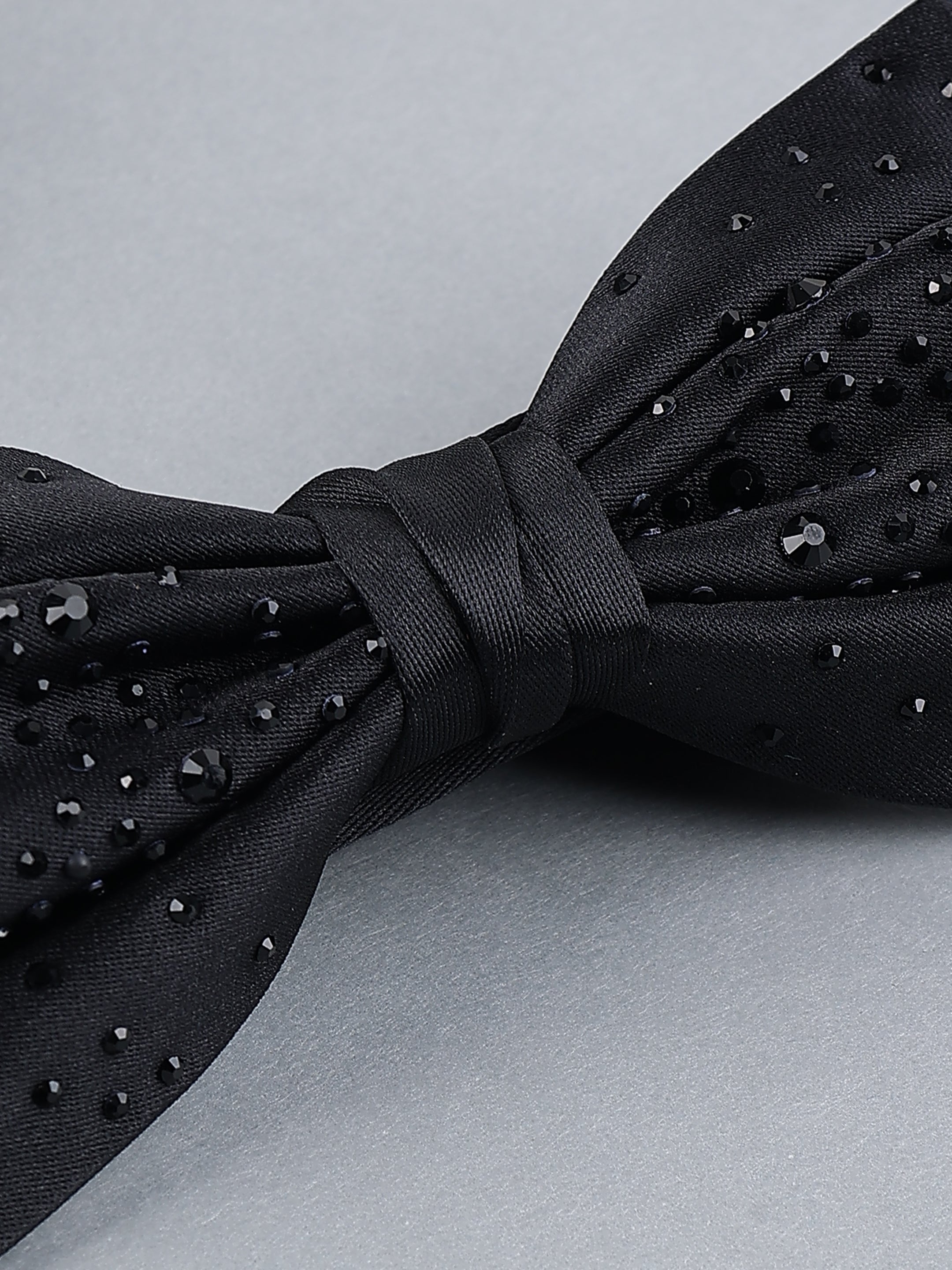 Black Onyx Gradient Bow Tie