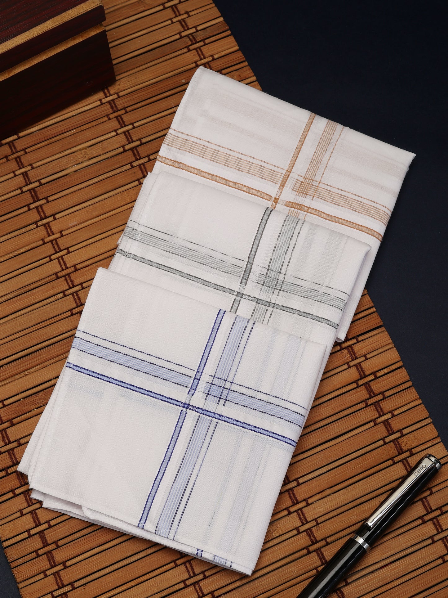 Alvaro Castagnino Men Pack Of 3 Striped Pure Cotton Handkerchief
