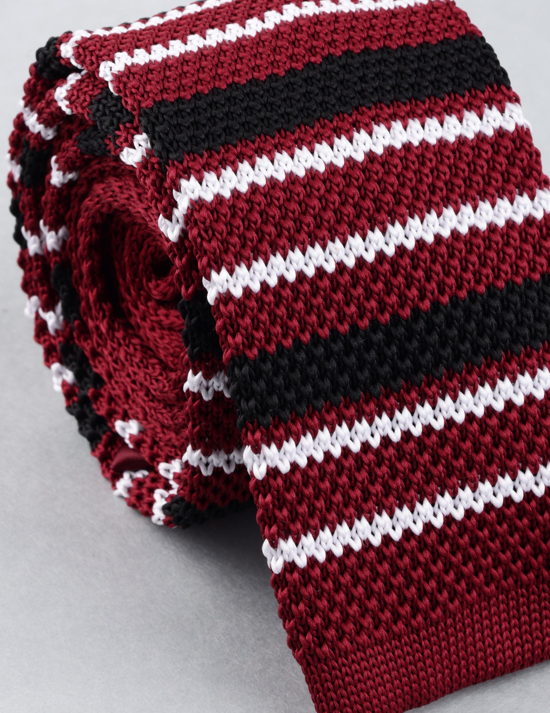 Maroon & Black Knitted Necktie