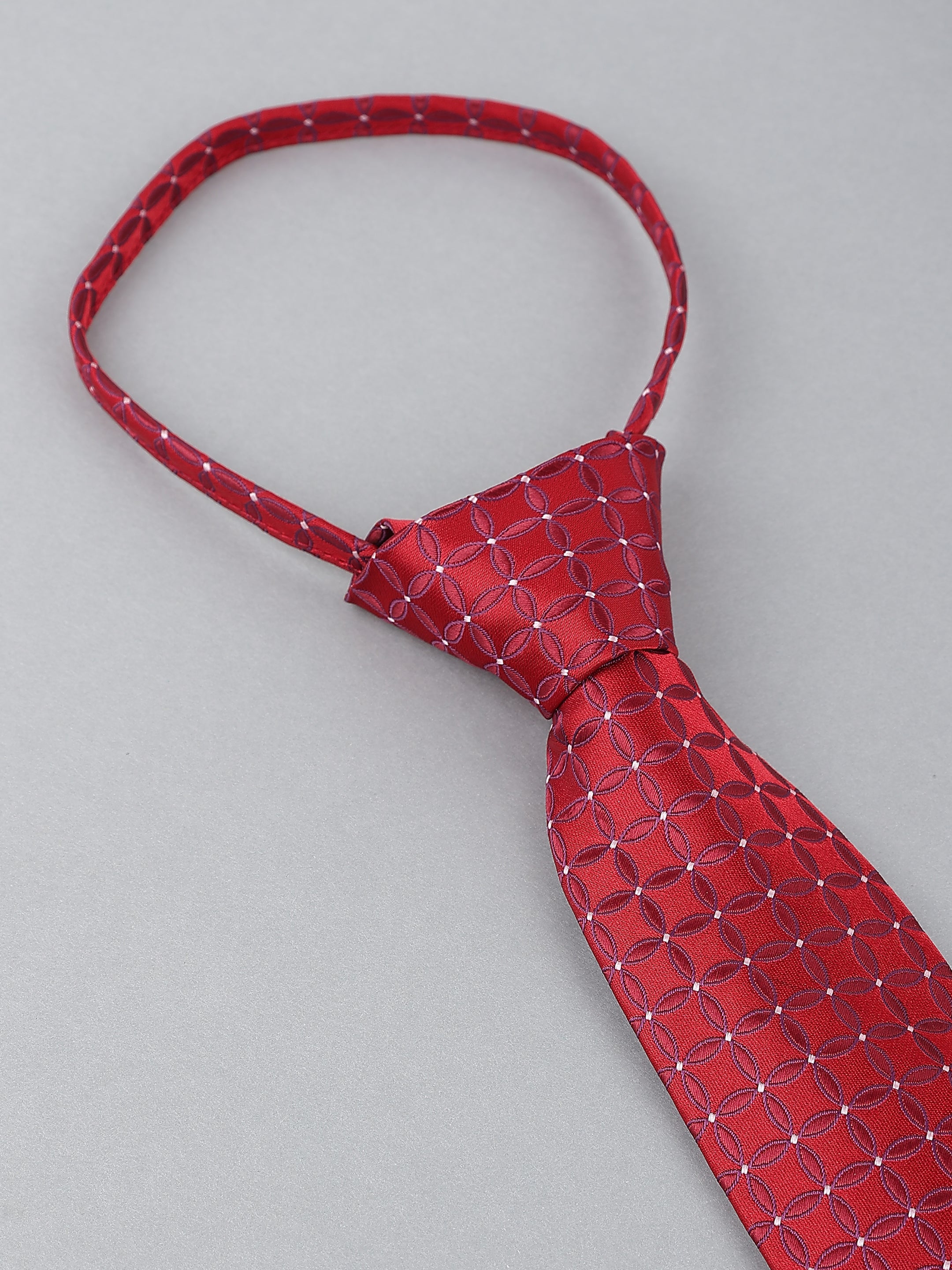Red Geometric Zipper Tie