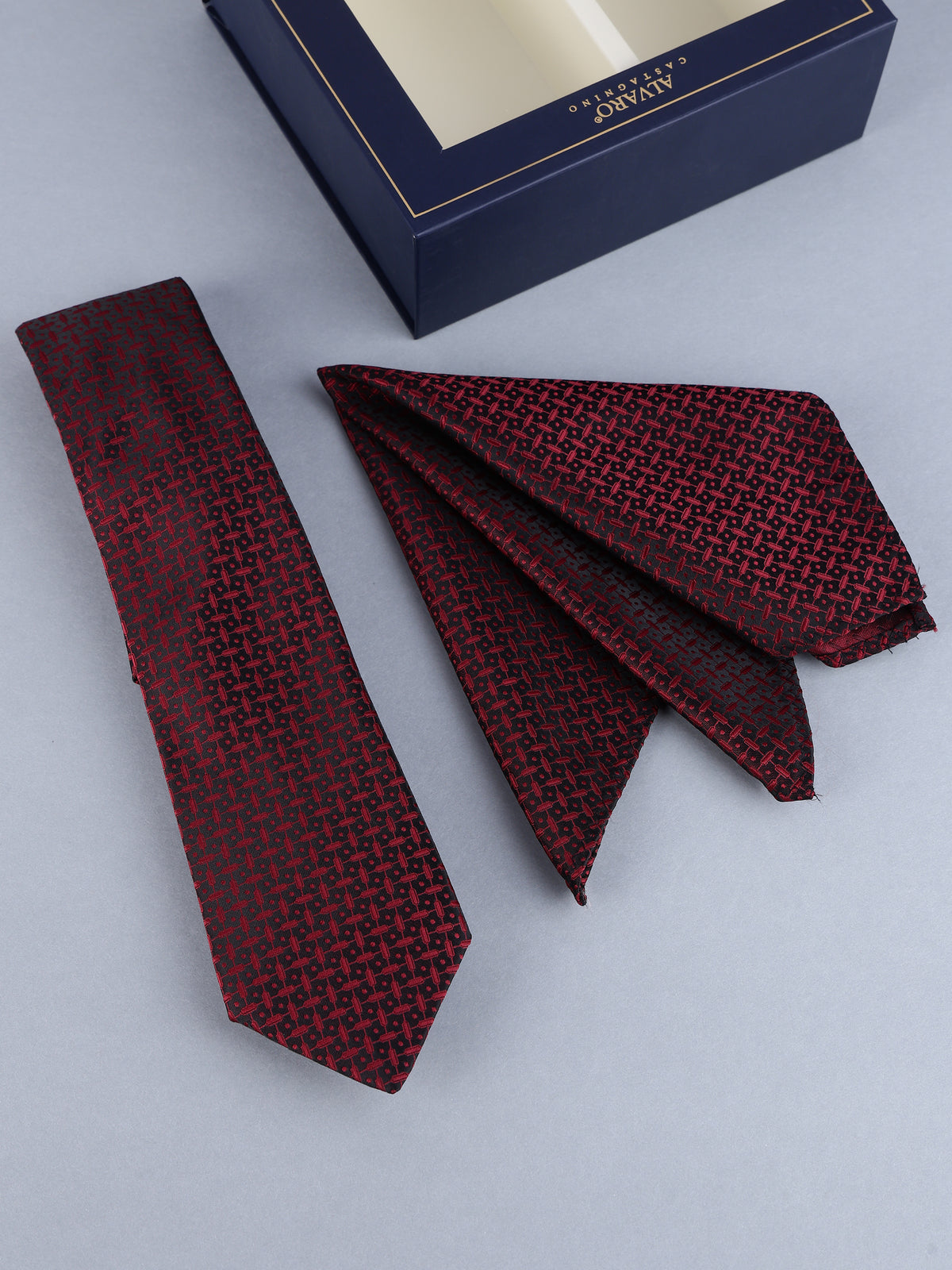 Deep Burgundy Geometric Lattice Necktie & Pocket Square Set