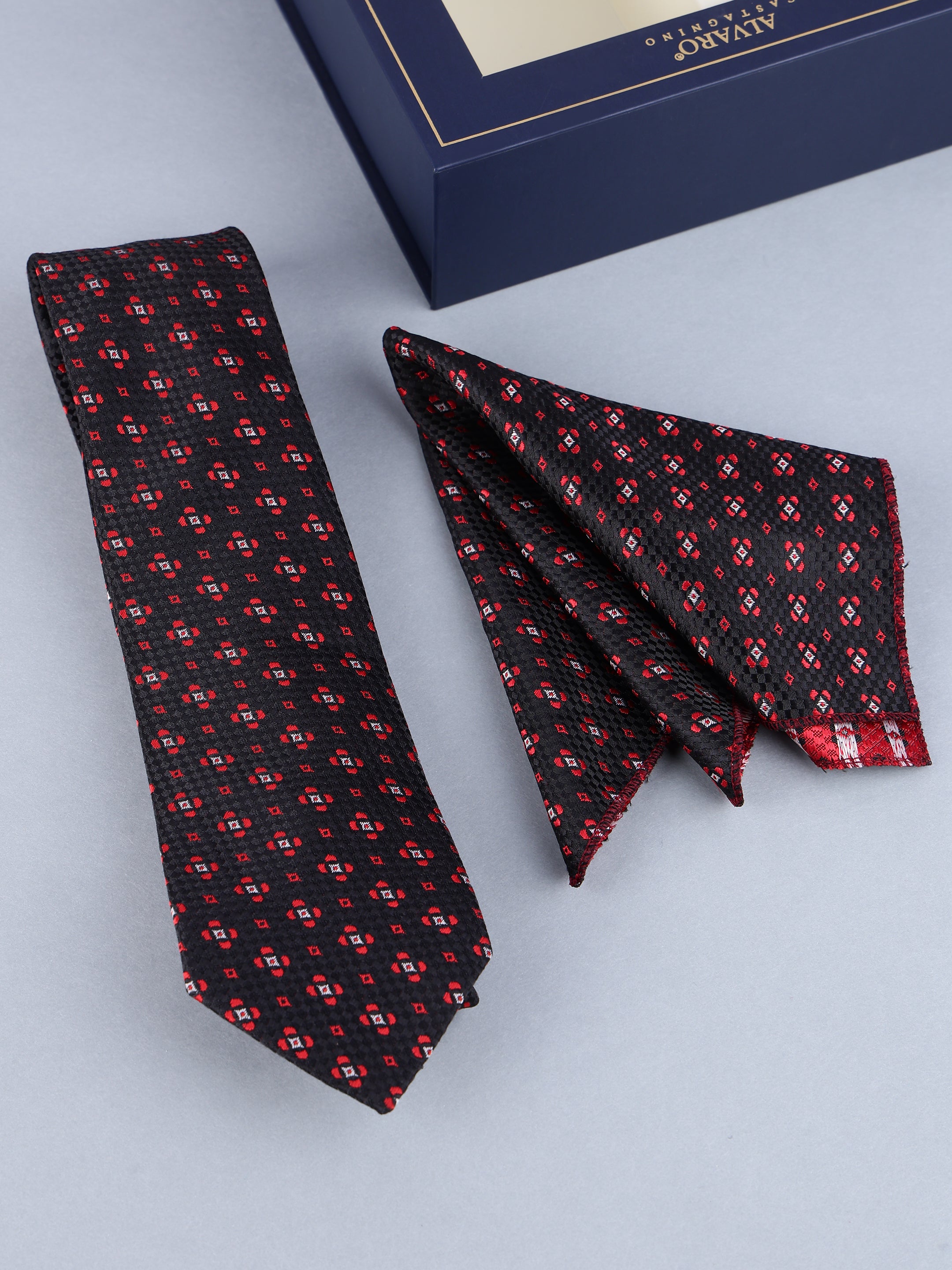 Black & Red Floral Necktie Gift Set