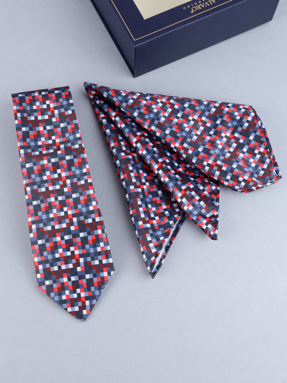 Red & Navy Pixel Mosaic Necktie & Pocket Square Gift Set