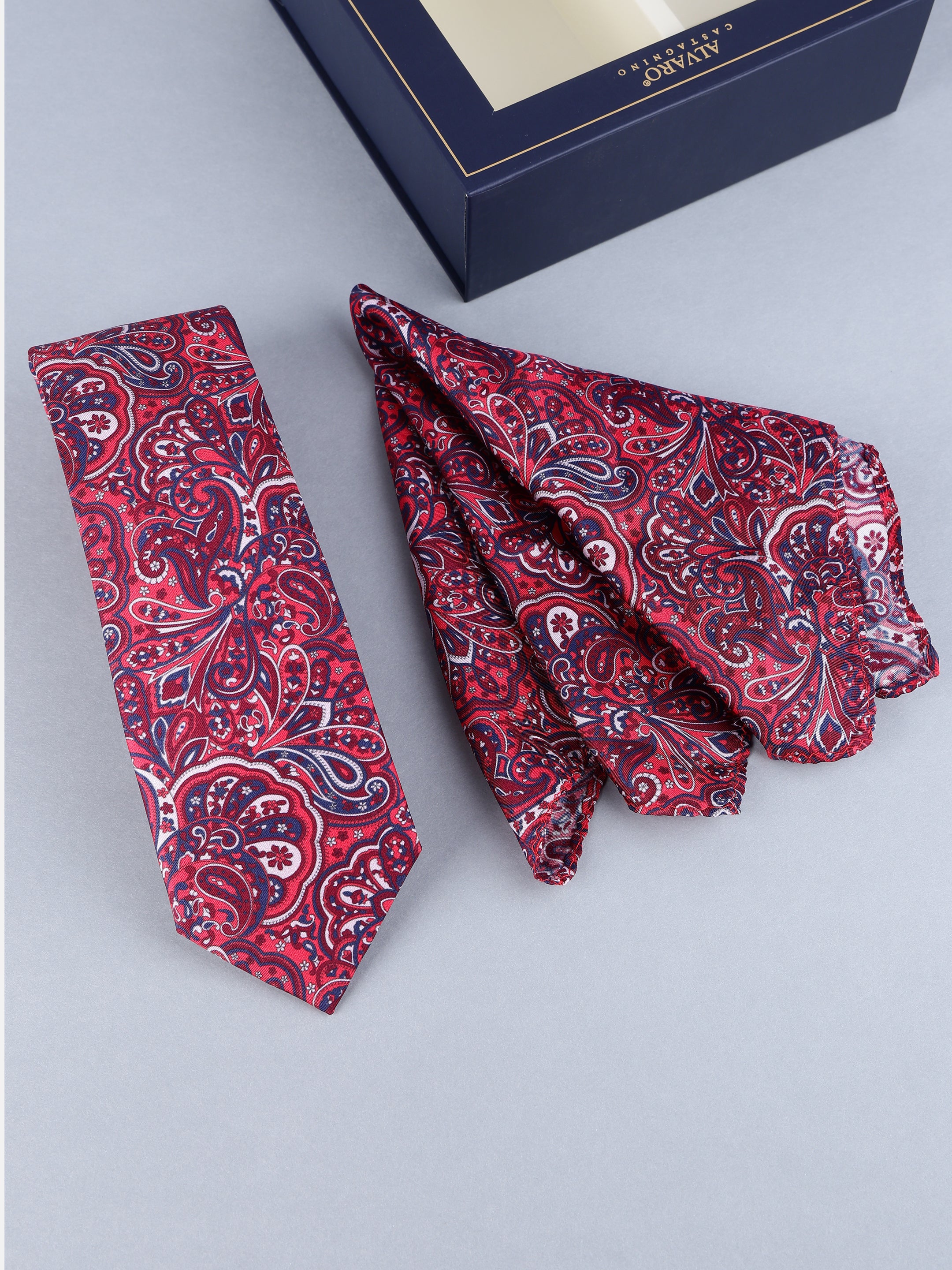 Red & Navy Swirl Paisley Necktie & Pocket Square Set