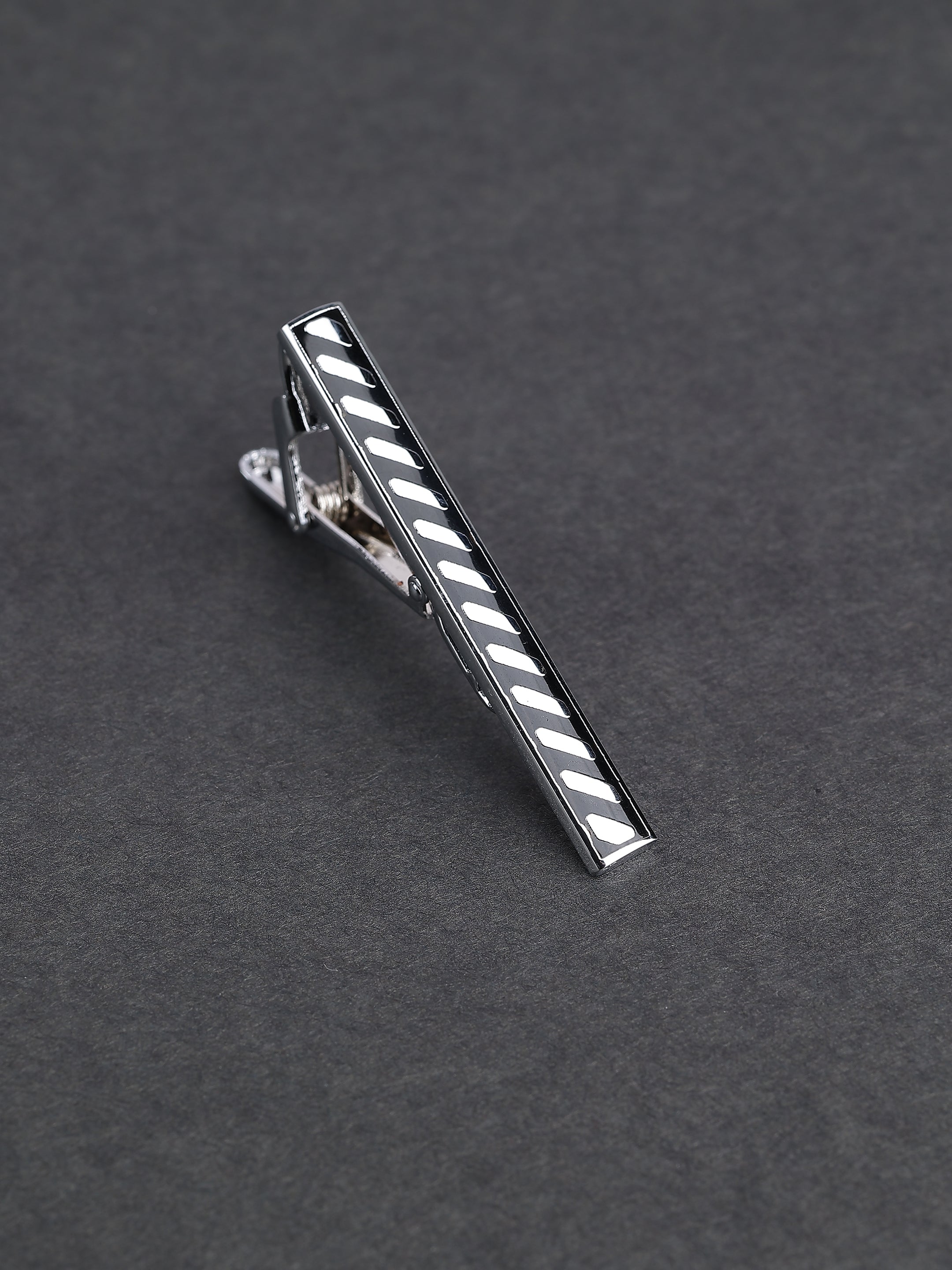 Black & White Diagonal Striped Tie Pin