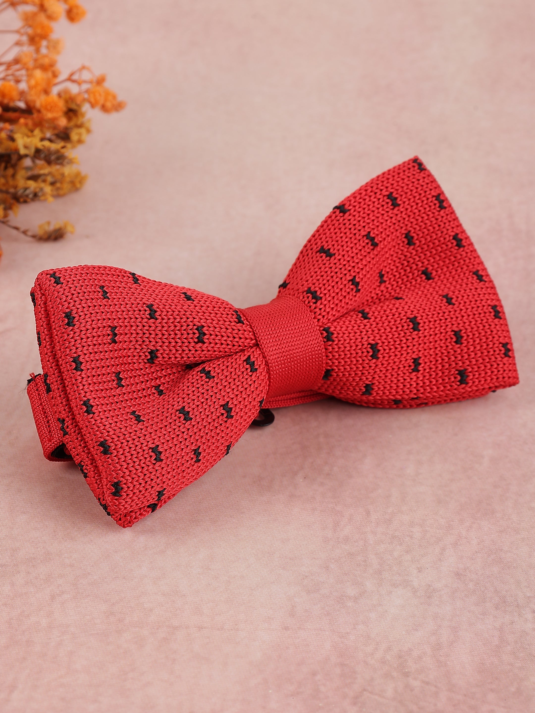 Red and Black Patterned Knit Bow Tie