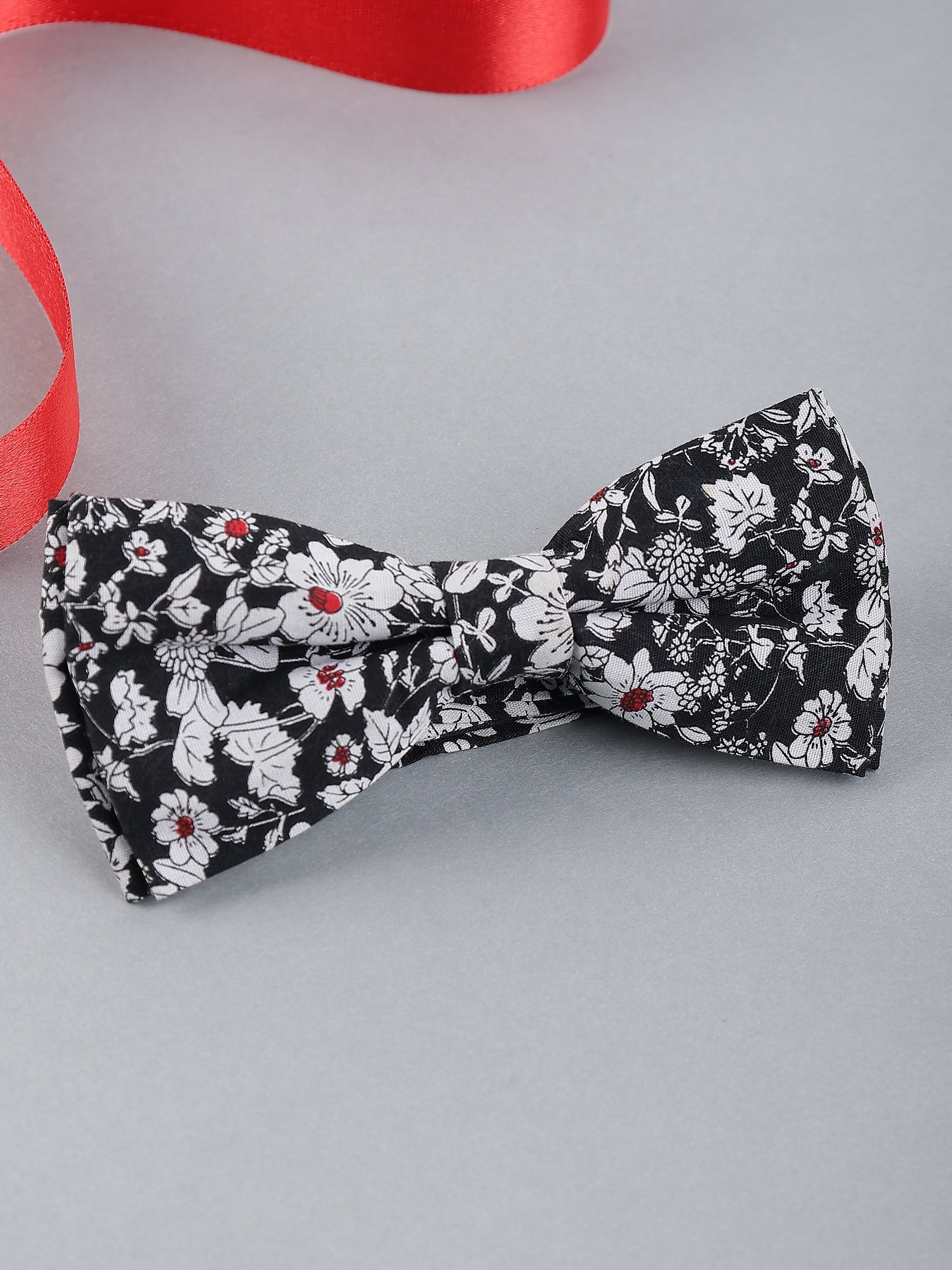 Black and White Floral Bow Tie