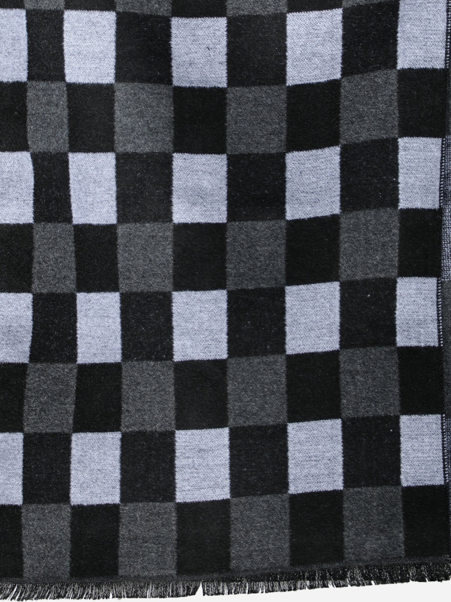 Alvaro Castagnino Men Black & Grey Checked Muffler