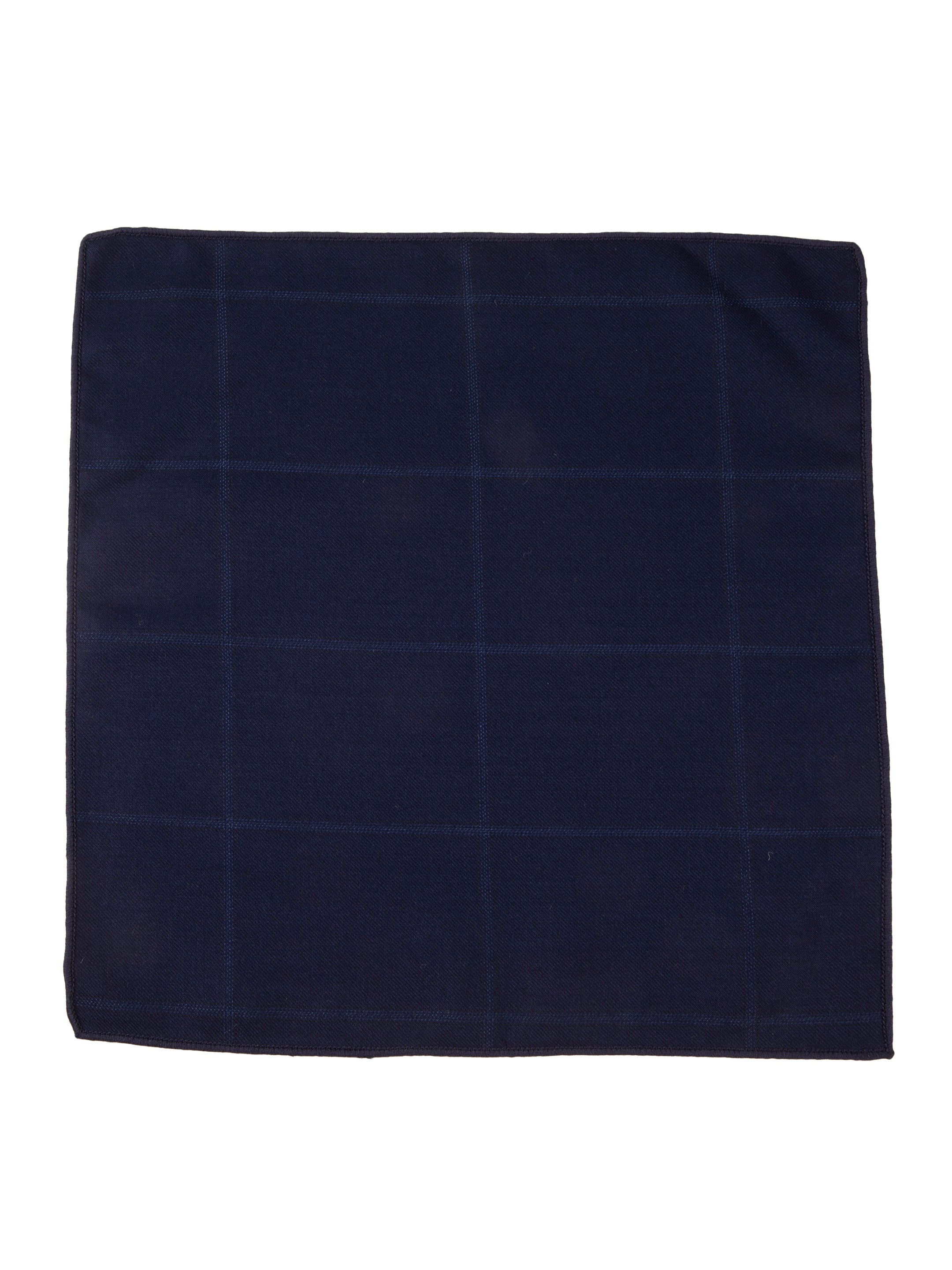 Alvaro Castagnino Black Colored Microfiber Pocket Square for Men