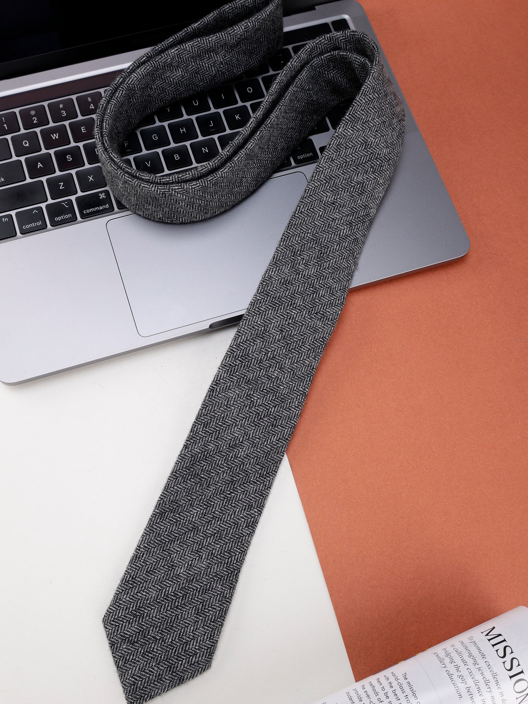 Grey Herringbone Pattern Cotton Necktie