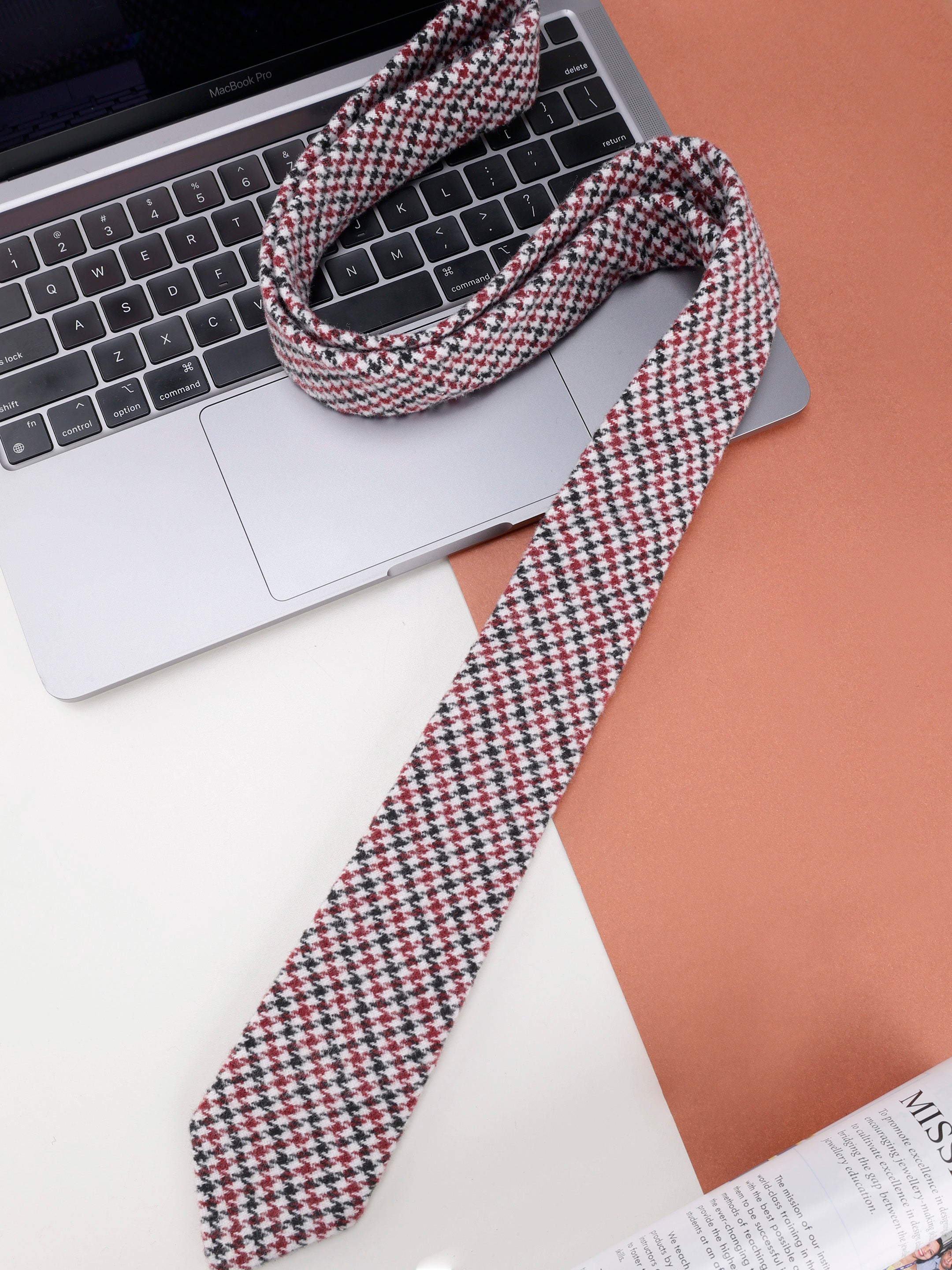 Alvaro Castagnino Red & Multi Coloured Cotton Necktie for Men