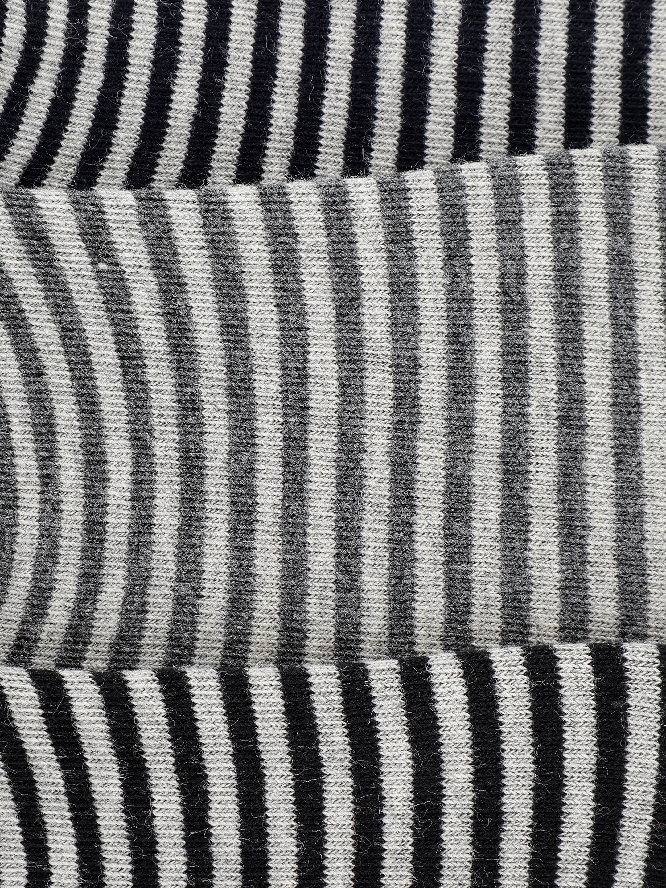 Alvaro Castagnino Men Black & Grey Coloured Striped Shoe Liners Socks