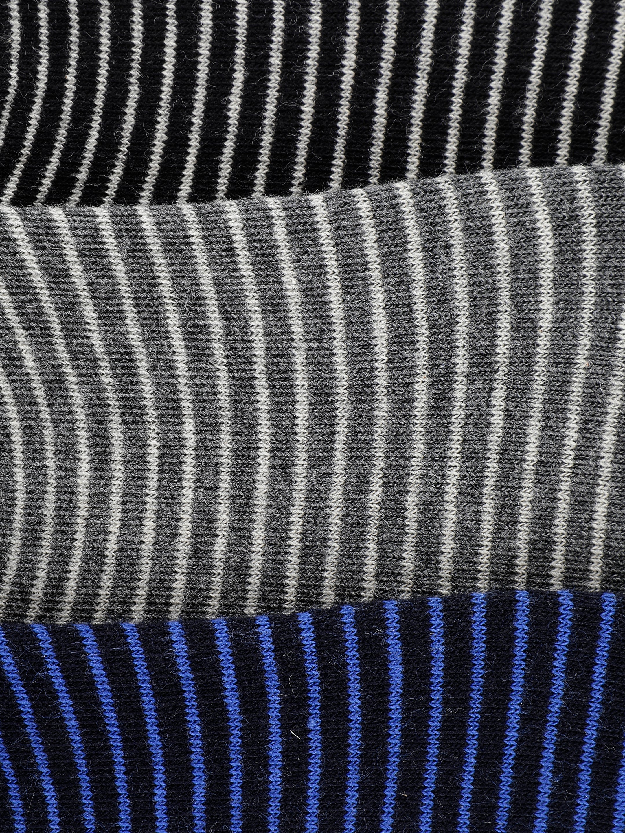 Alvaro Castagnino Men Black & Grey Coloured Striped Shoe Liners Socks
