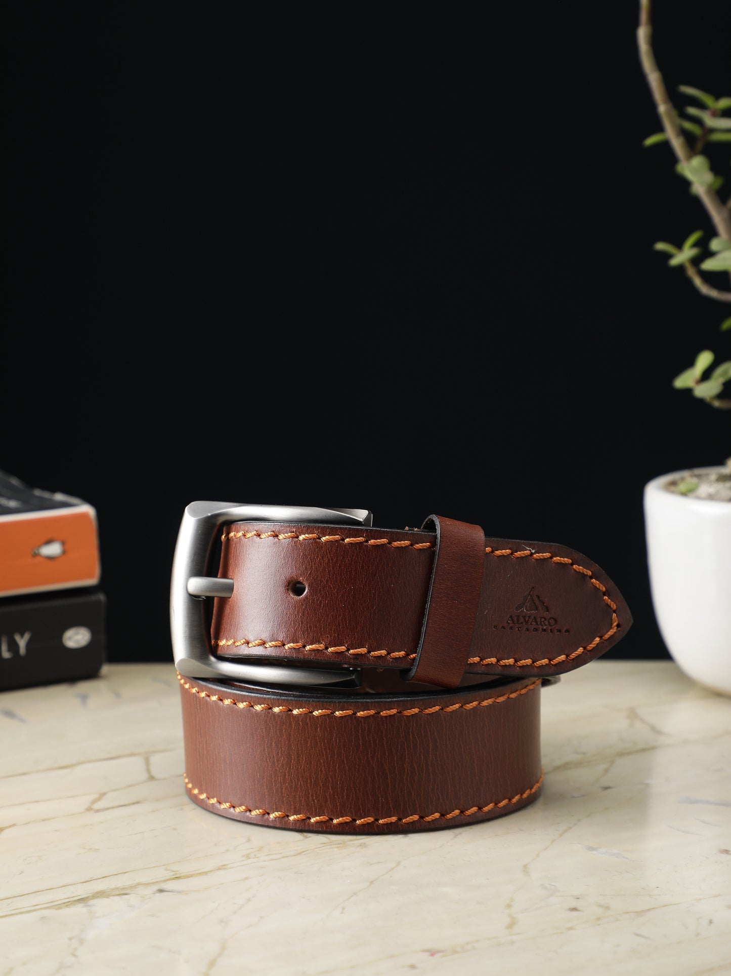 Alvaro Castagnino Men Brown Textured Leather Casual Belt