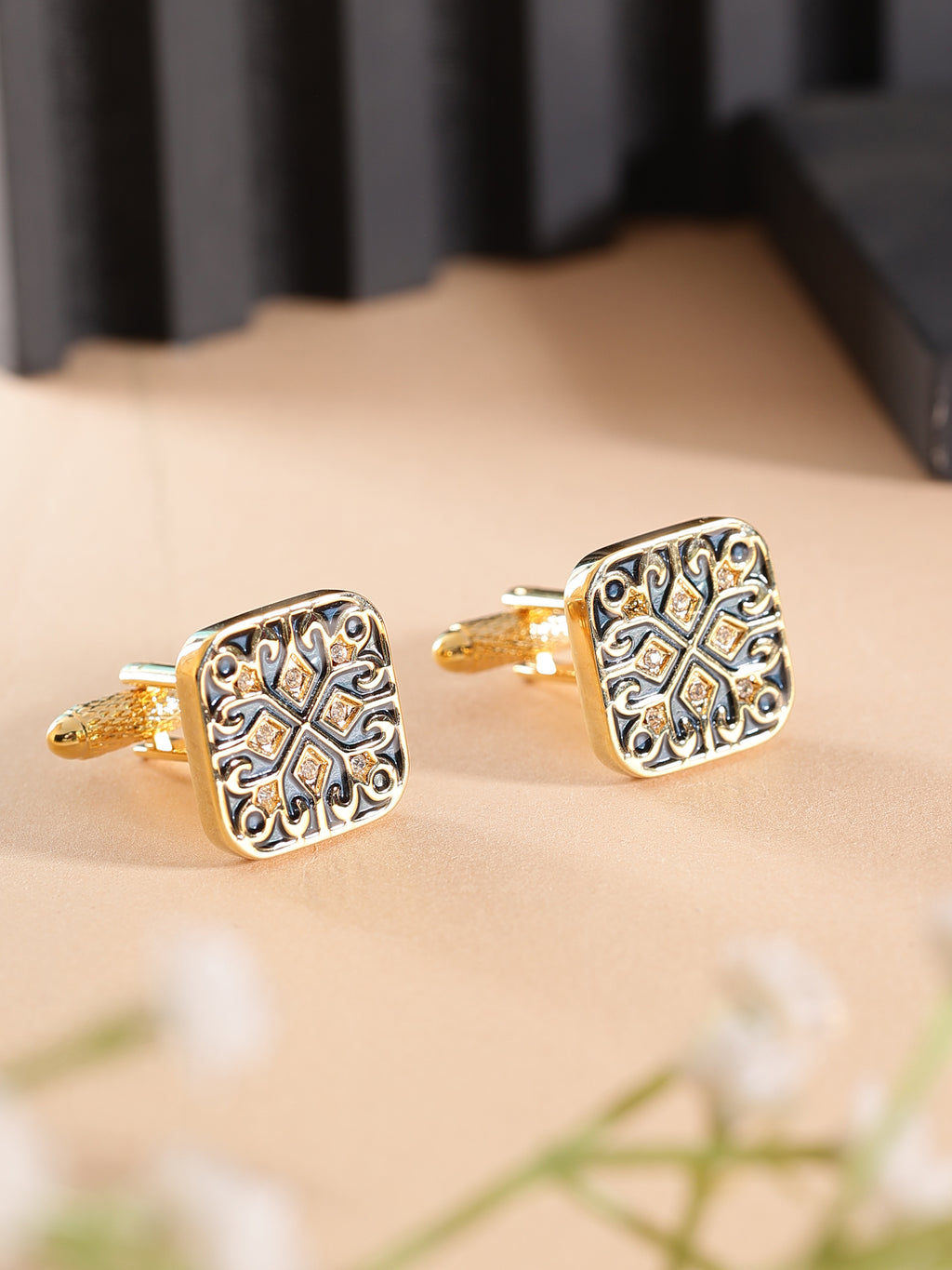 Alvaro Castagnino Black & Gold Coloured Cufflink for Men