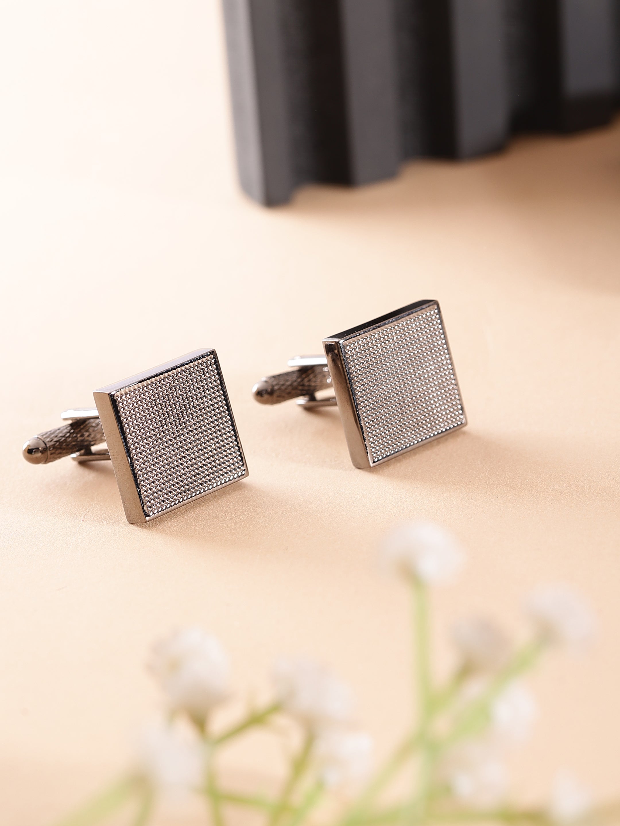  Silver Textured Square Cufflink
