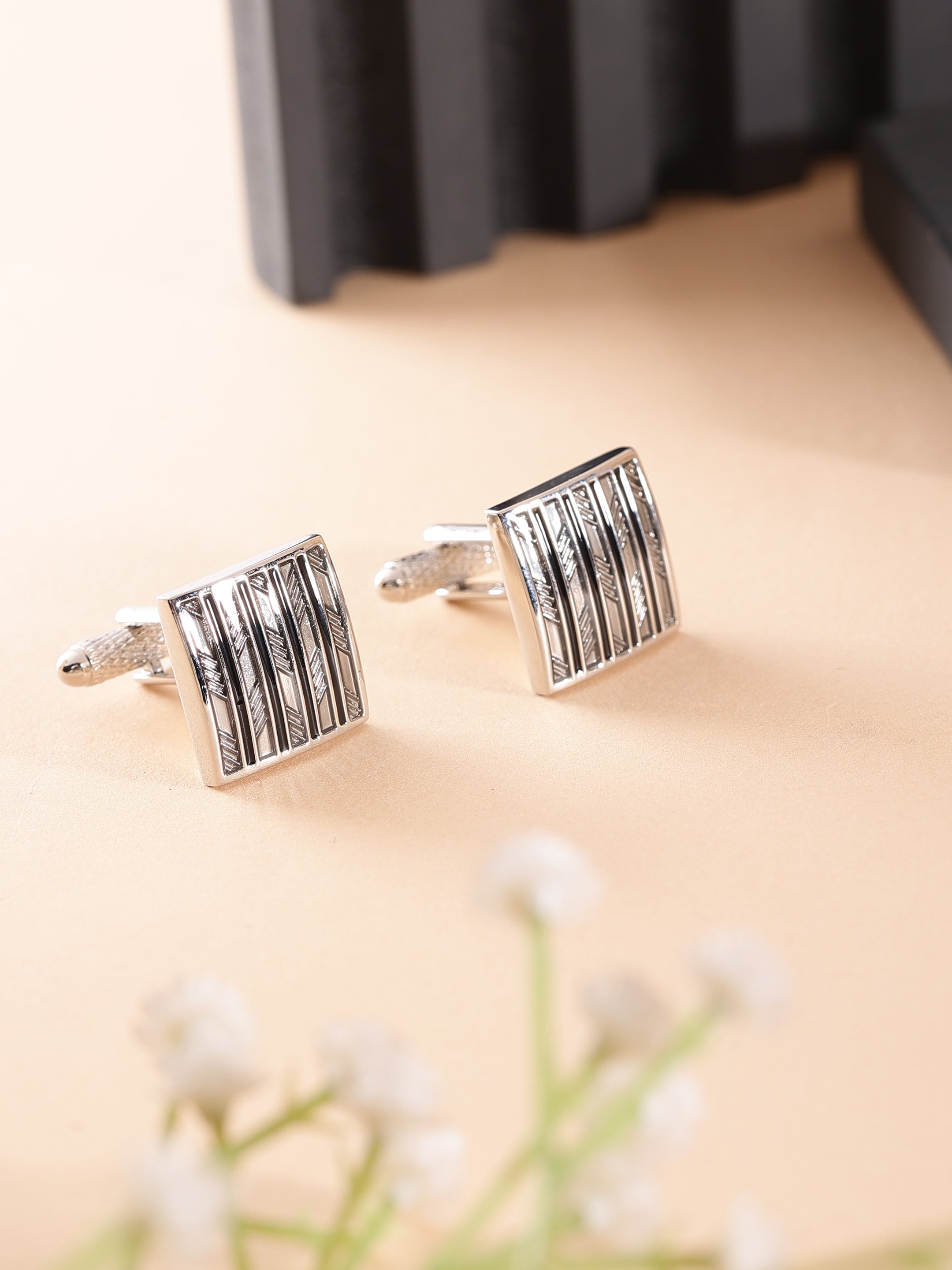 Silver Geometric Stripe Cufflink