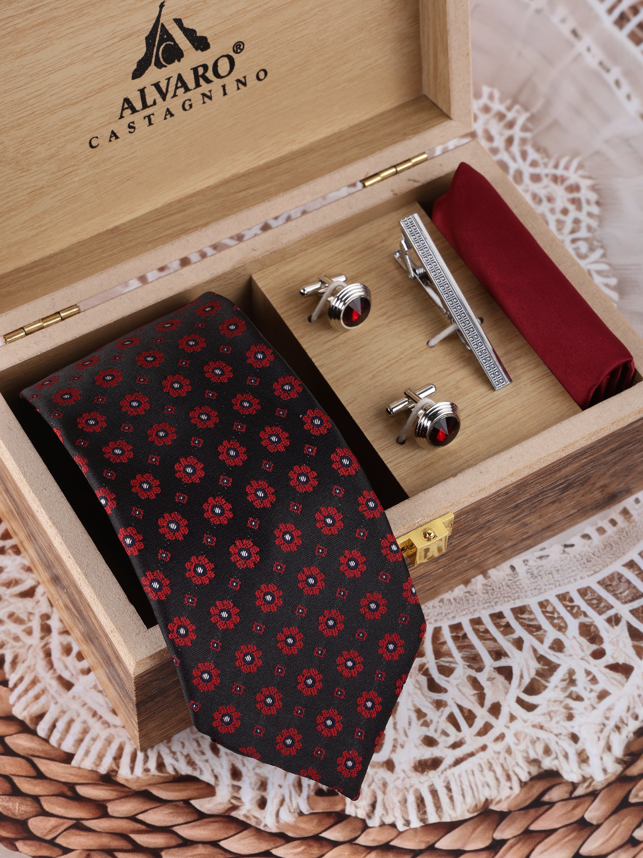 Floral Pattern Gift Set