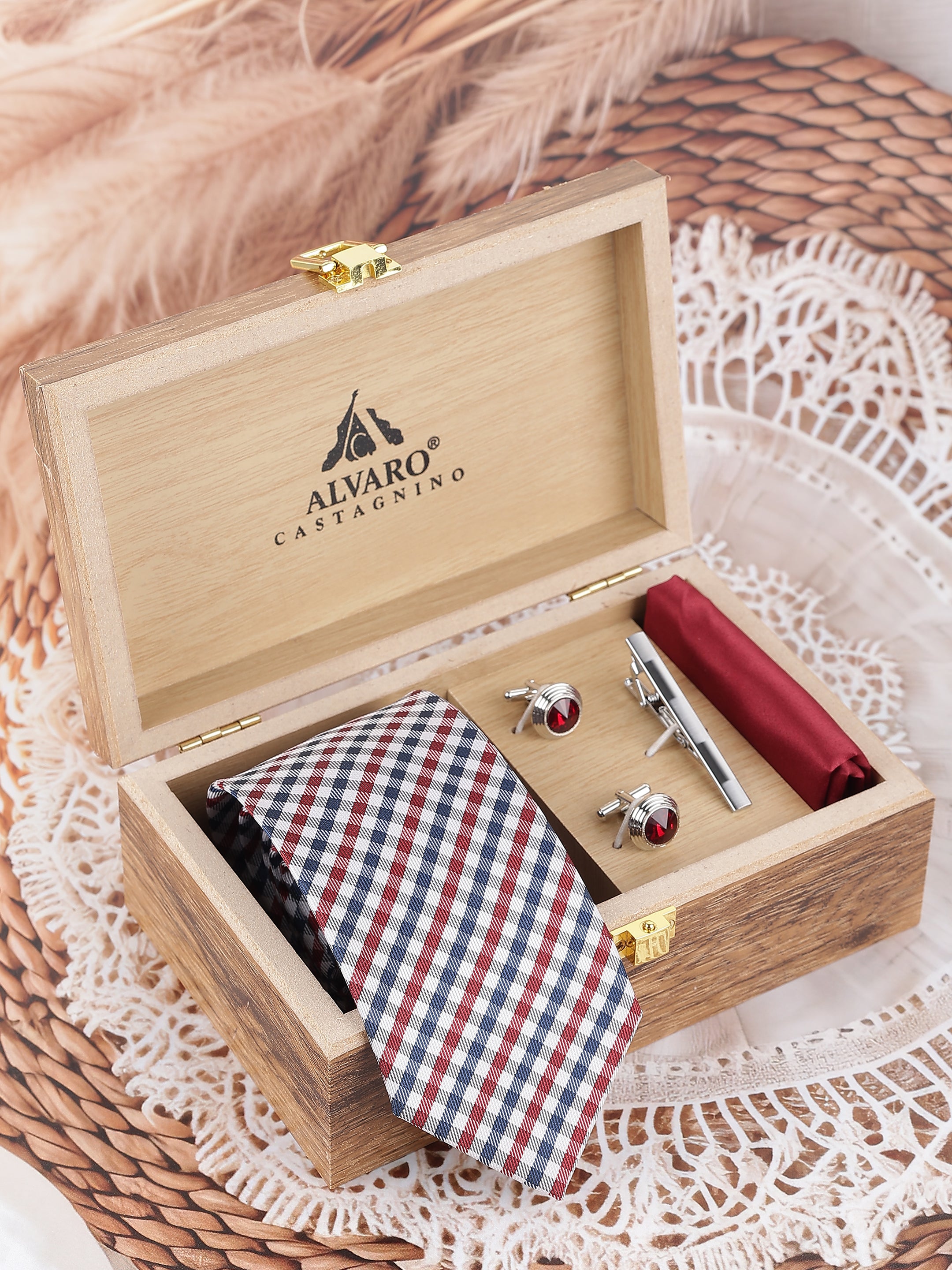 Checked Pattern Gift Set