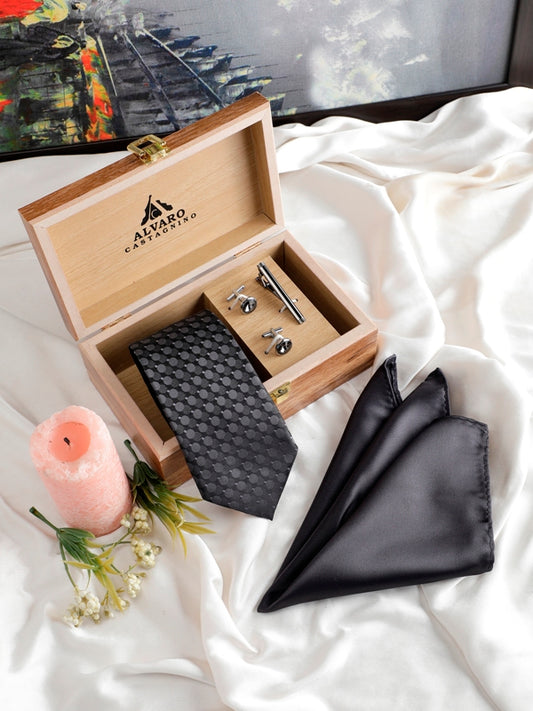Alvaro Castagnino Men Black & Grey Set Of 4 Accessory Gift Set