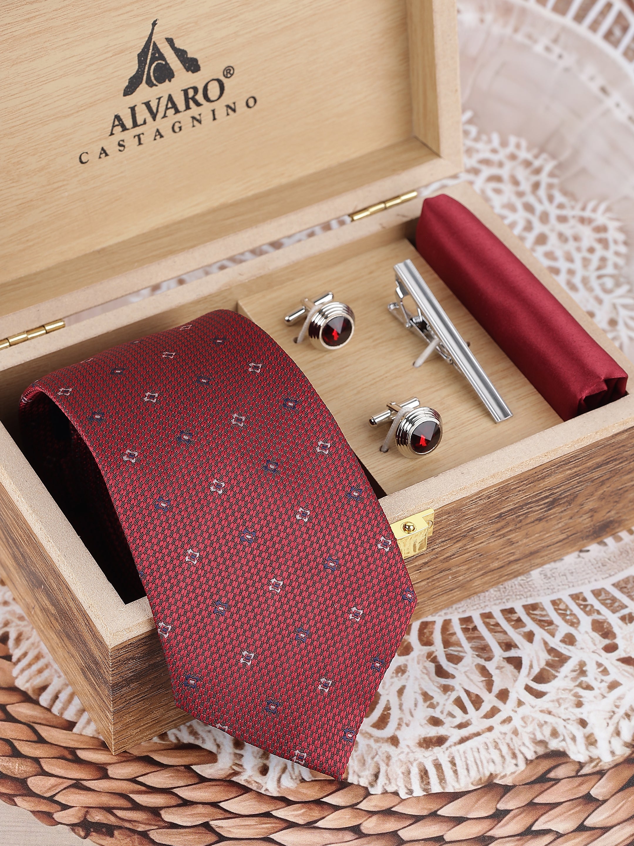 Maroon Pattern Gift Set
