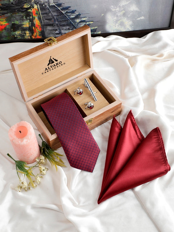 Alvaro Castagnino Men Maroon Set Of 4 Accessory Gift Set