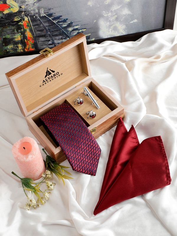 Alvaro Castagnino Men Maroon Set Of 4 Accessory Gift Set