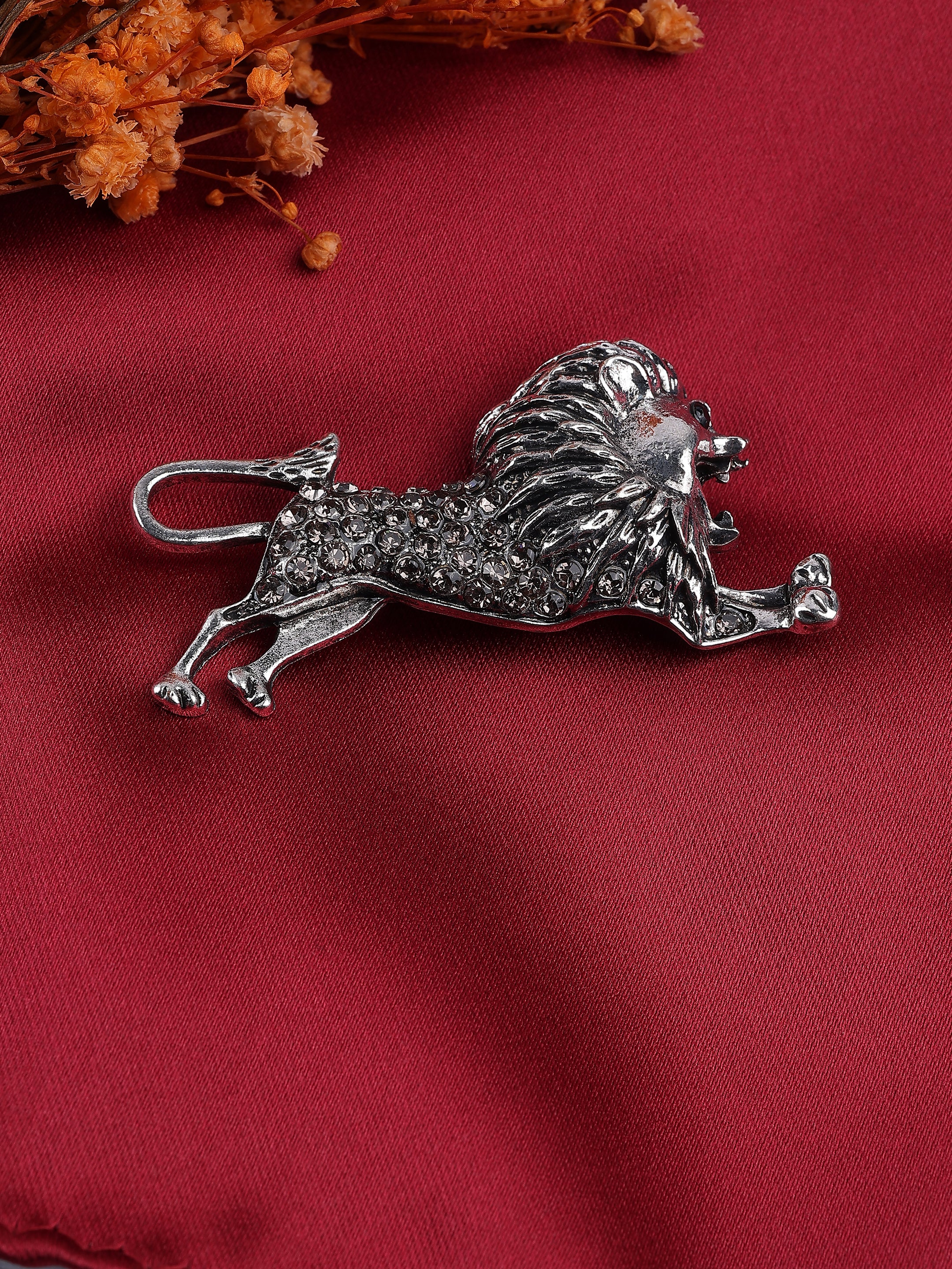 Silver Lion Brooch