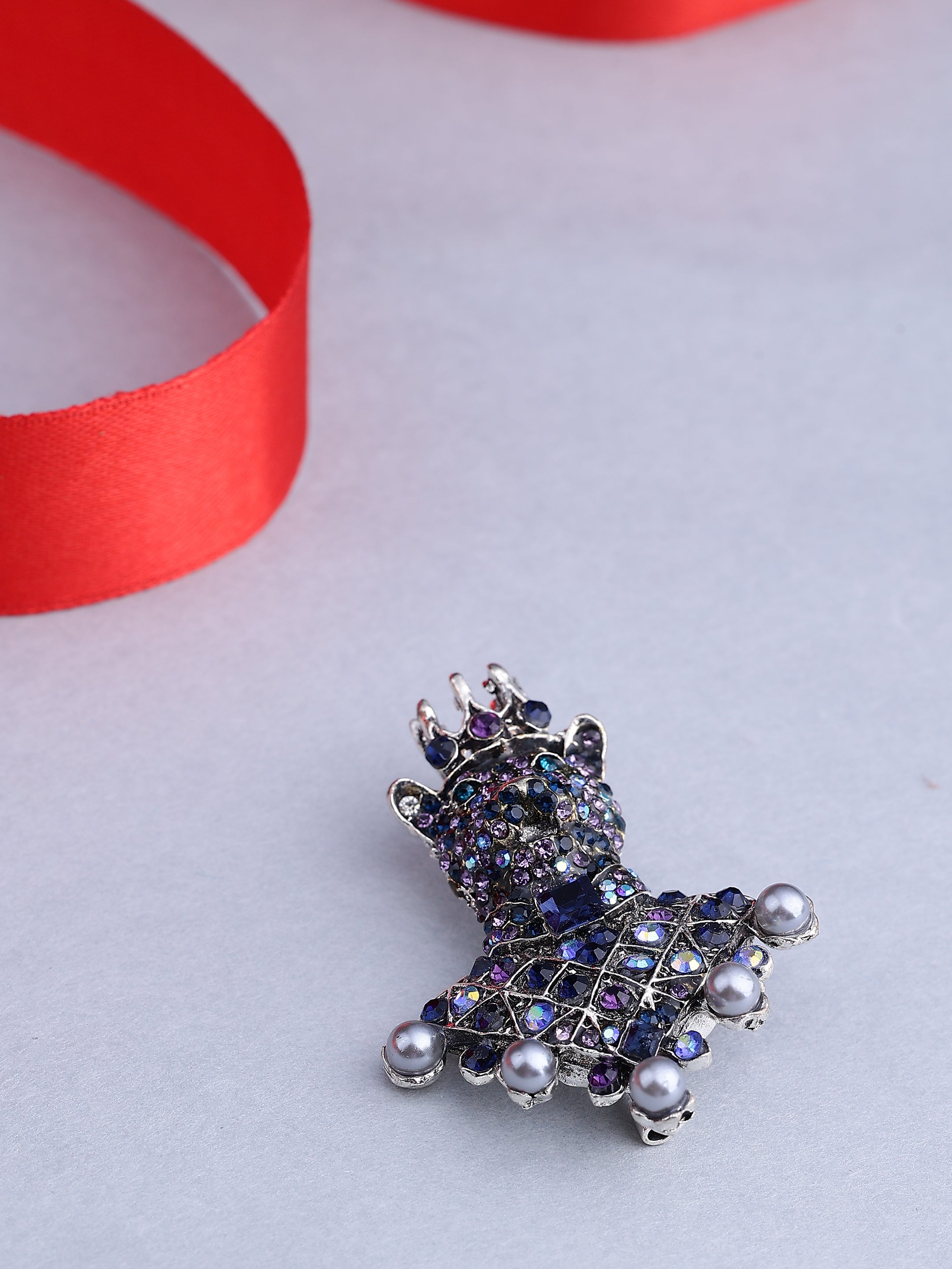 Crown Frog Lapel Brooch