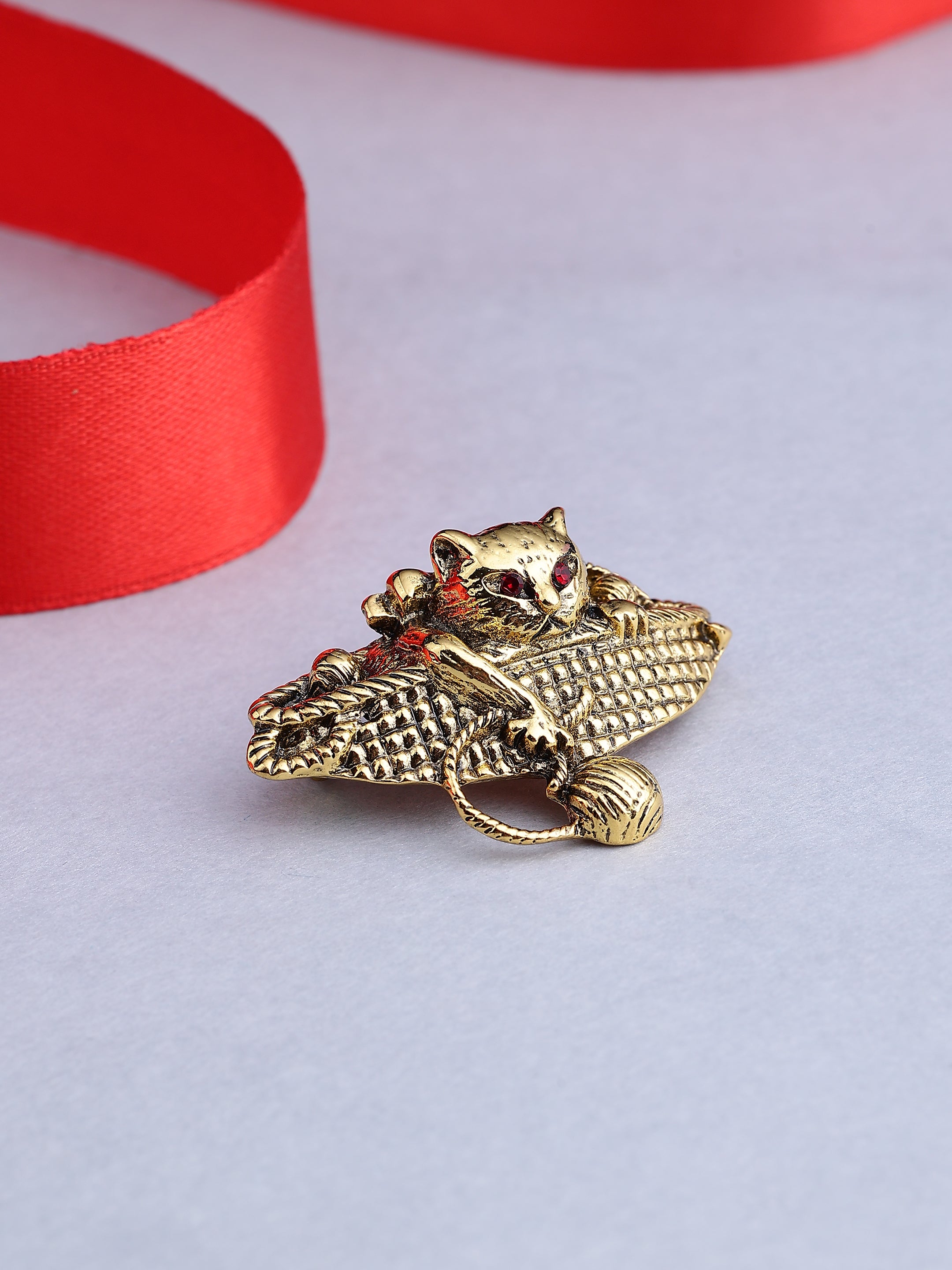 Regal Cat with Yarn Ball Brooch