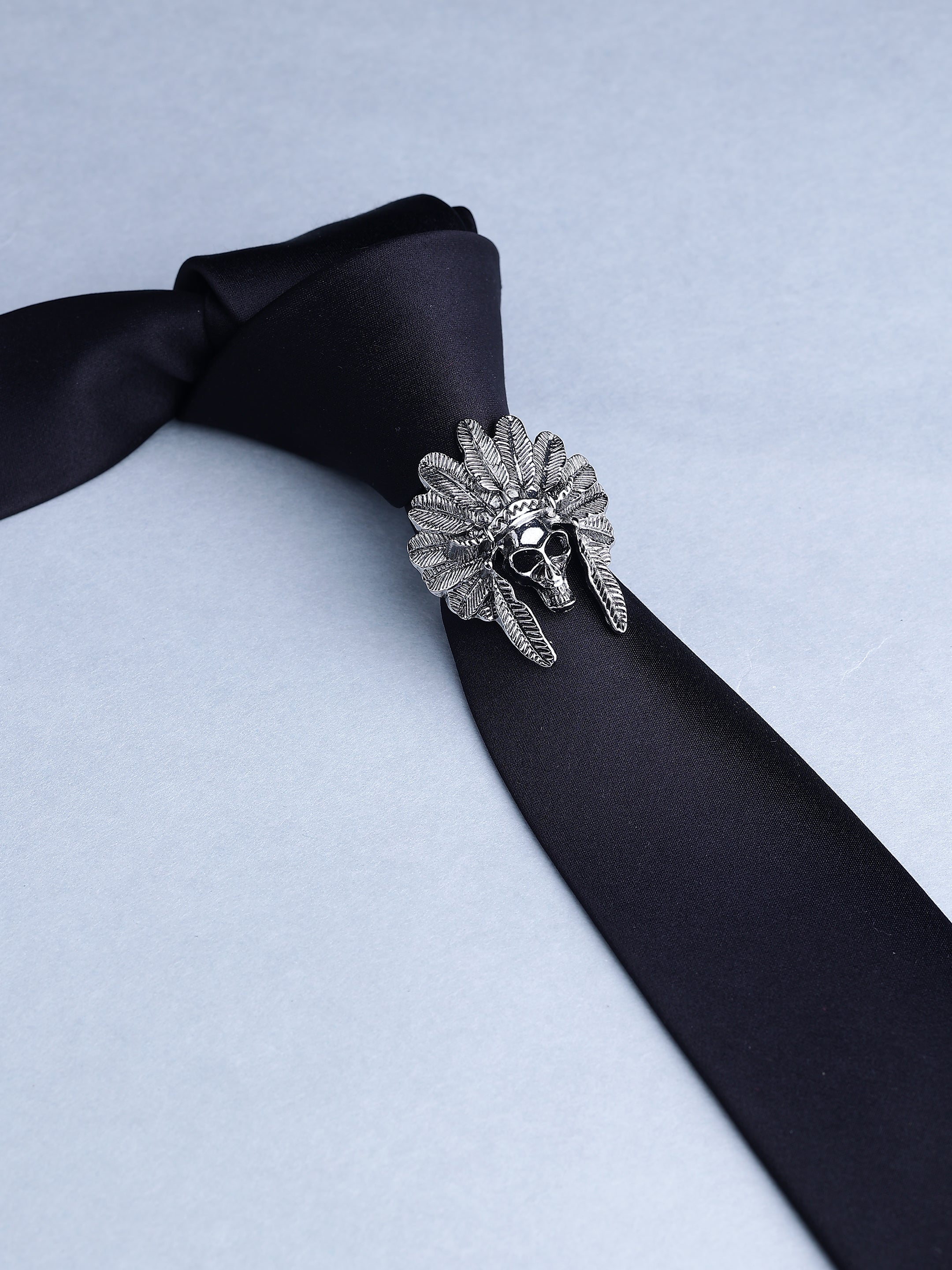 Tribal Skull Heritage Tie Ring