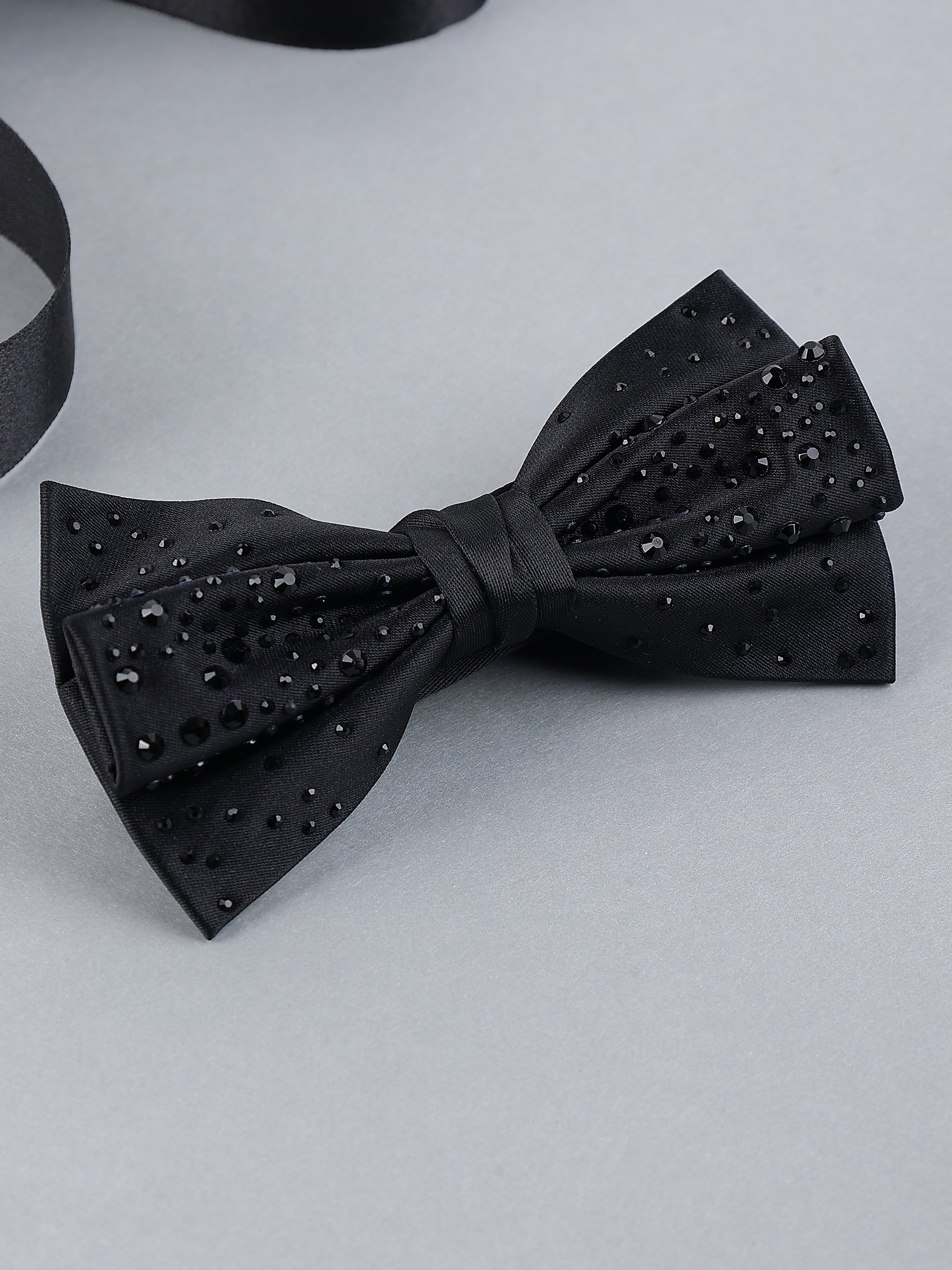 Black Onyx Gradient Bow Tie