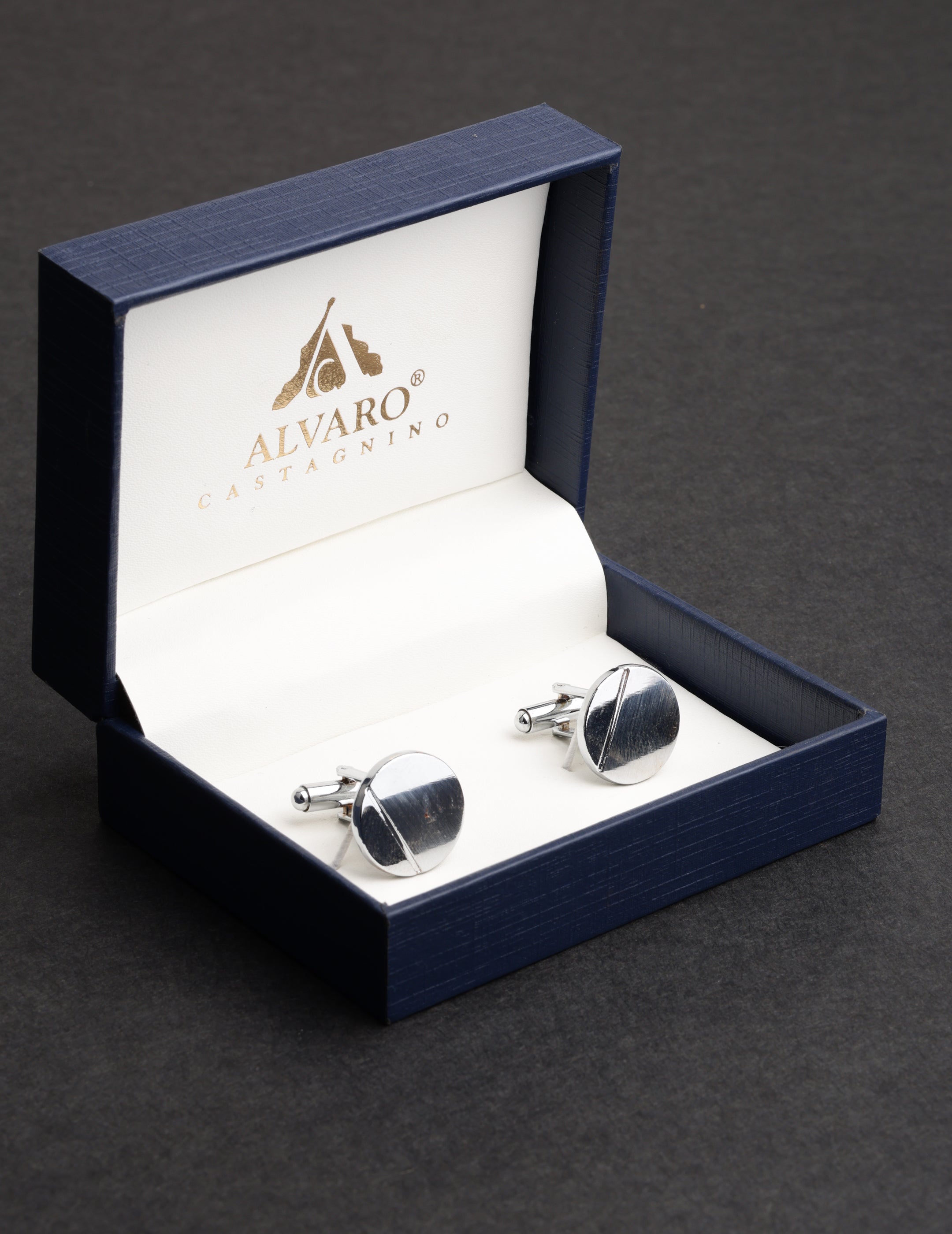 Minimalist Silver Round Cufflink