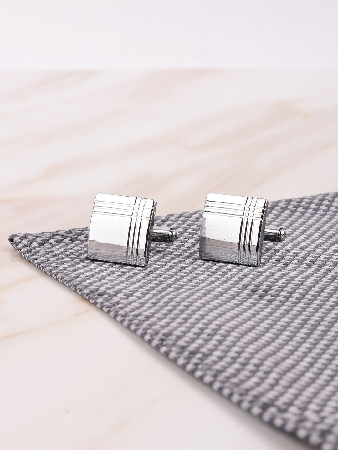 Alvaro Castagnino Silver Coloured Cufflink for Men
