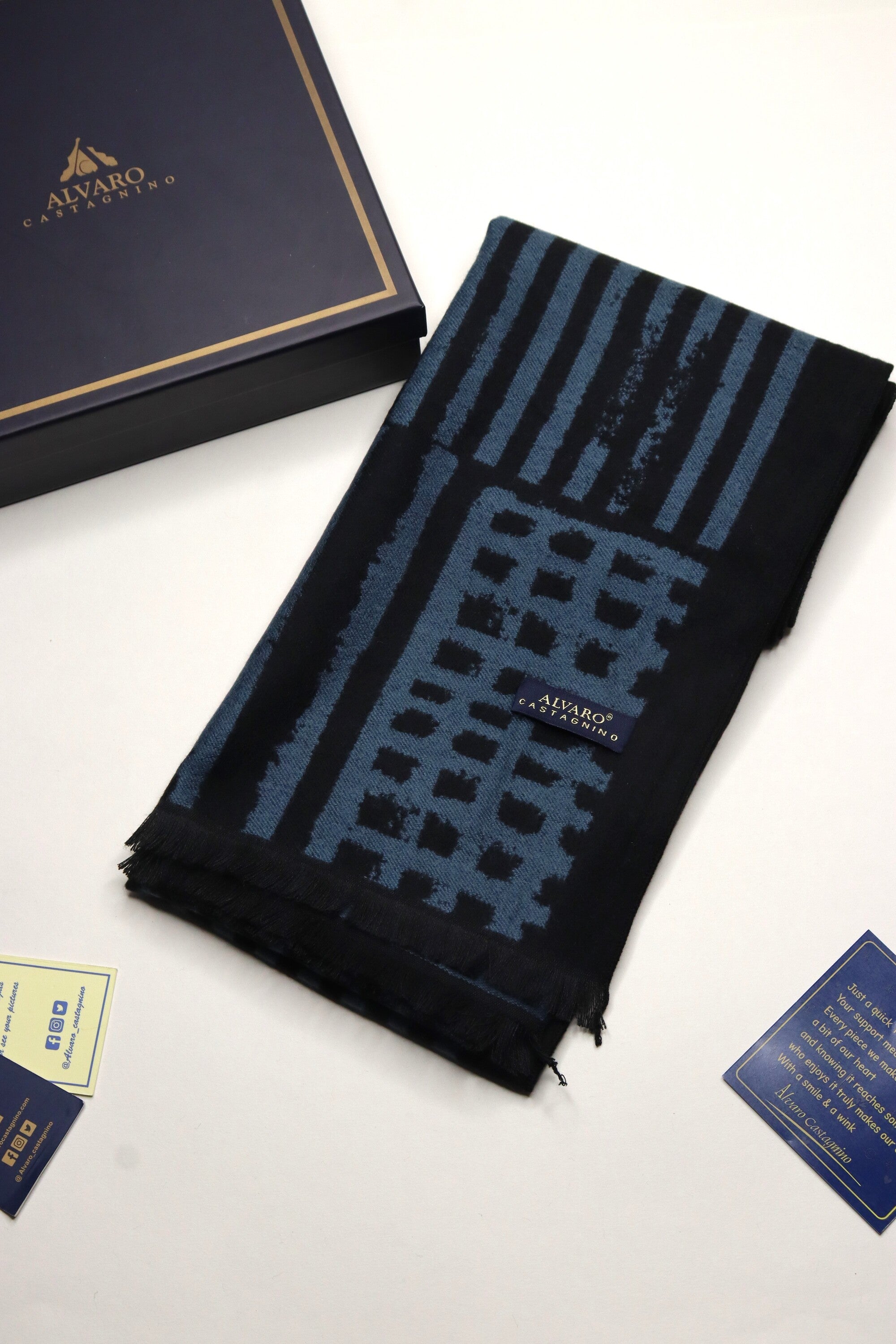 Blue & Black Geometric Print Premium Muffler