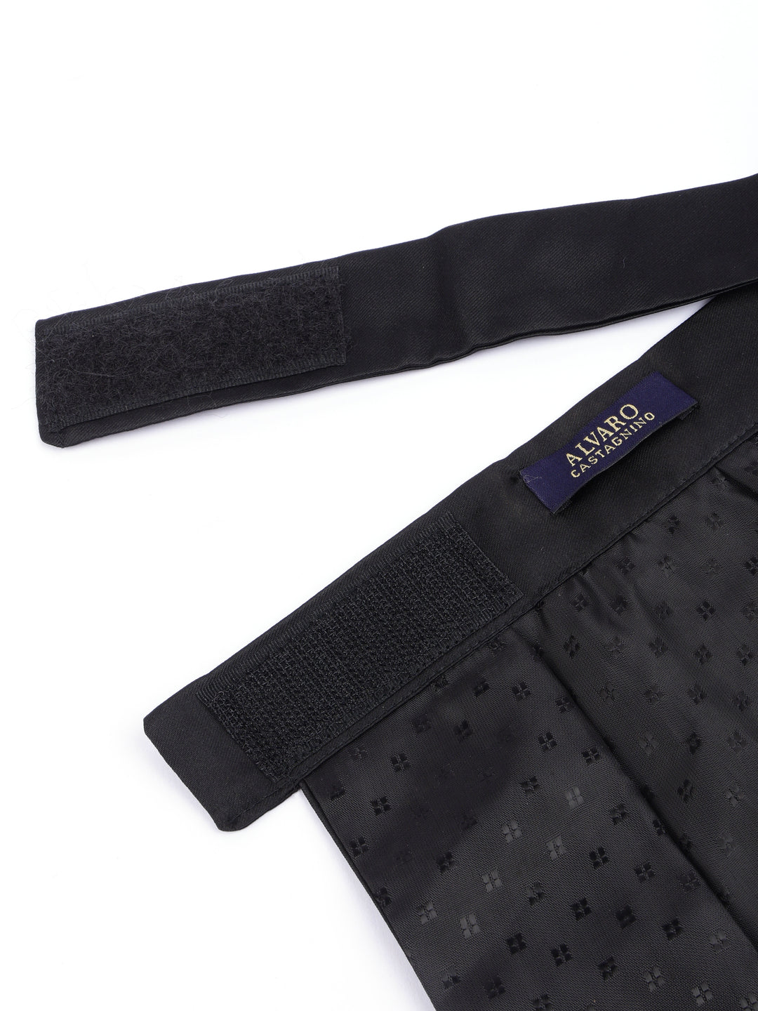 Alvaro Castagnino Men Black Solid cravat