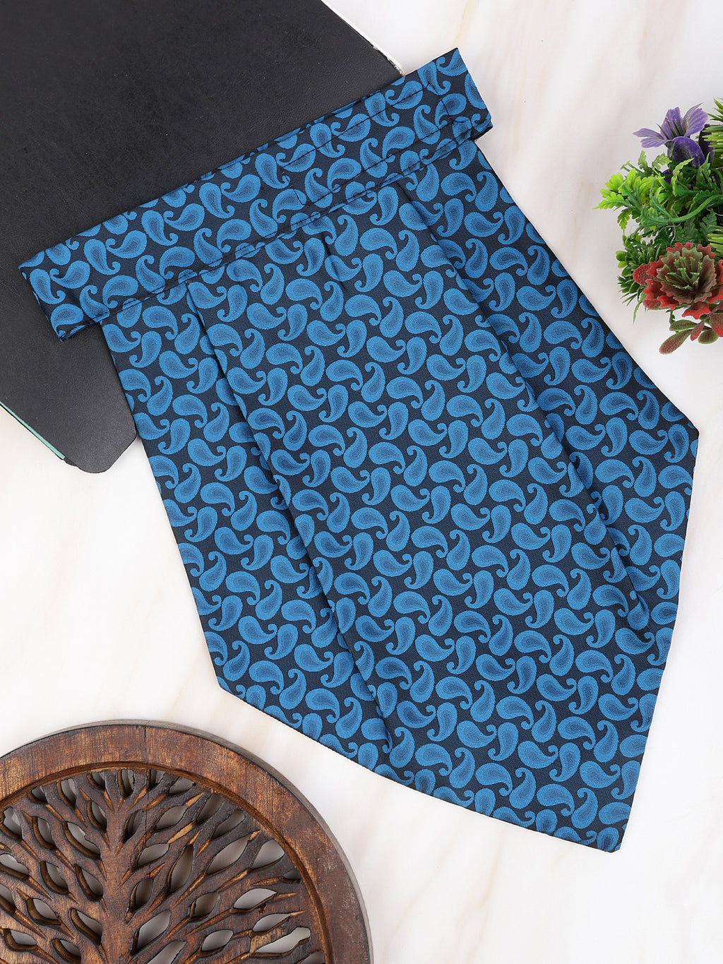 Alvaro Castagnino Men Black & Blue Printed Cravat