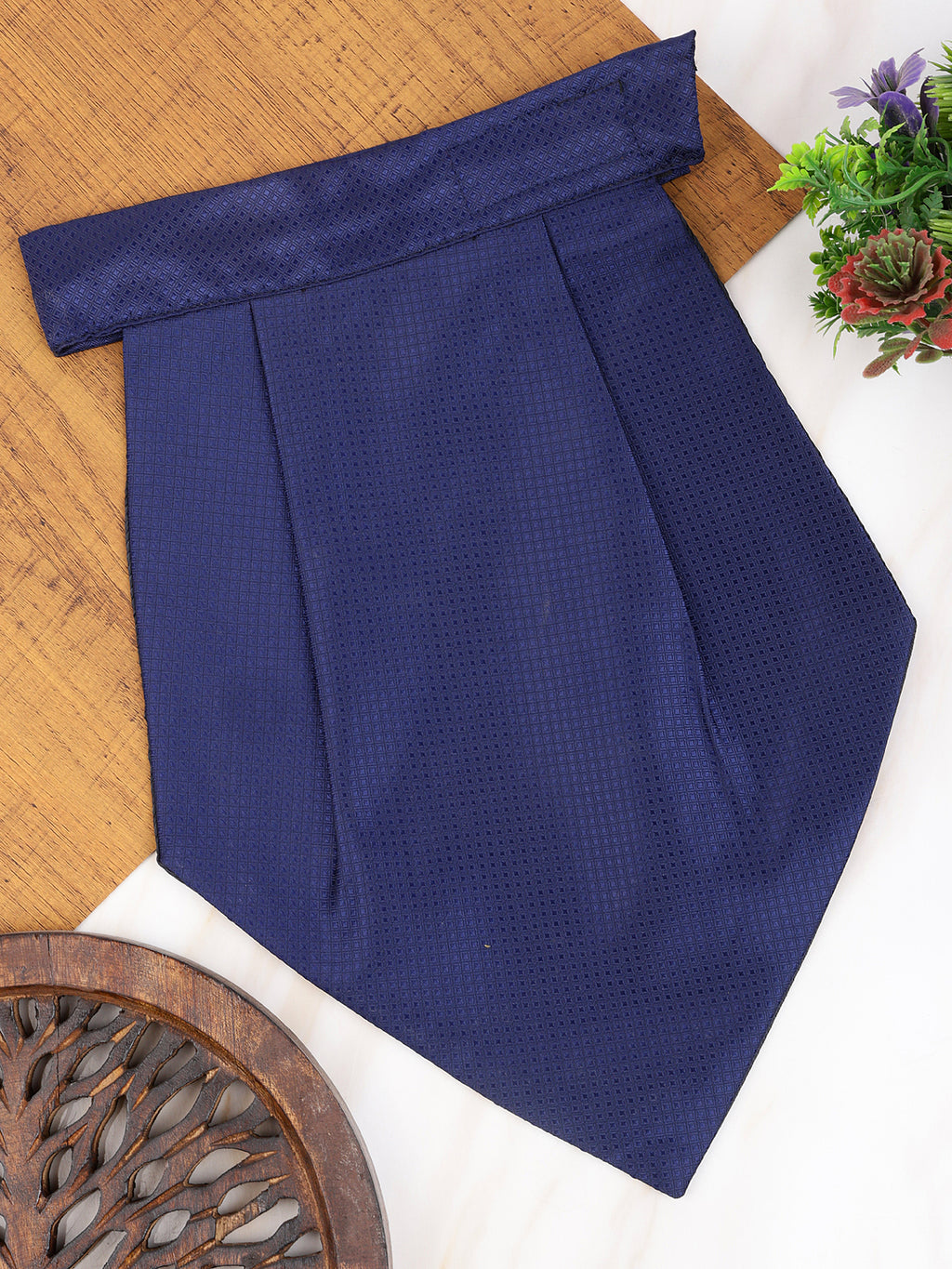 Alvaro Castagnino Men Blue Solid Cravat