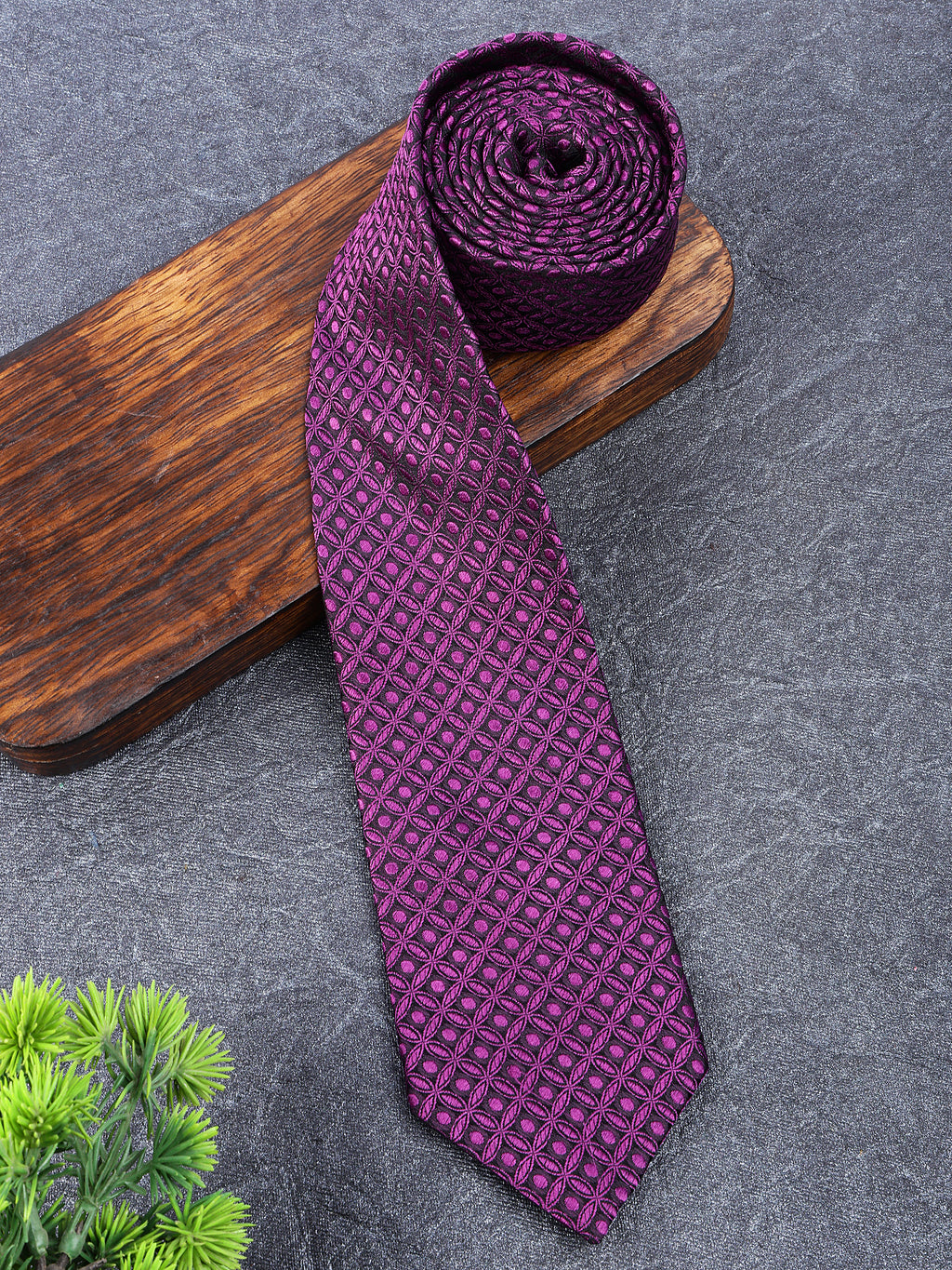 Alvaro Castagnino Men's British style Silk Broad Tie