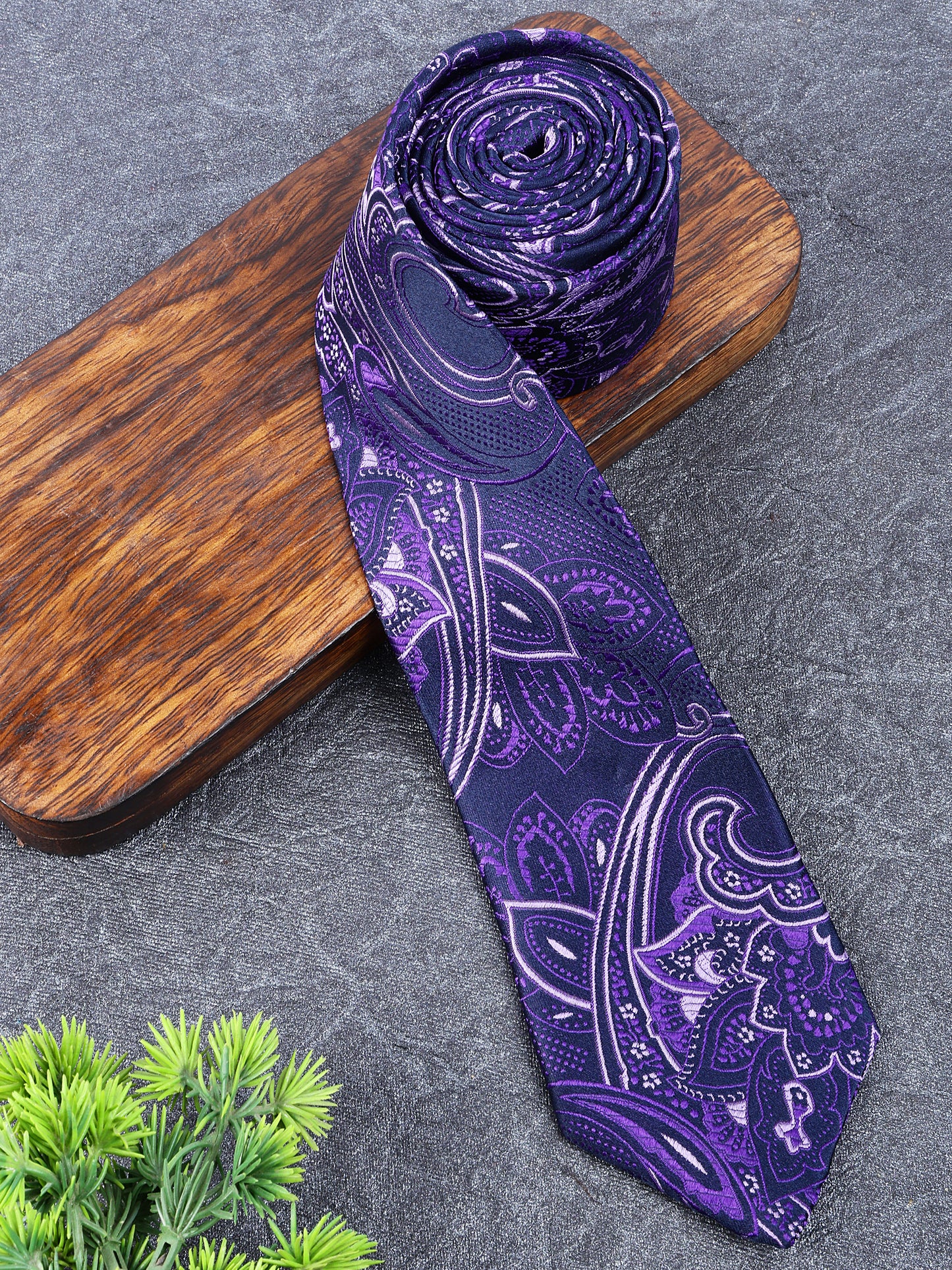 Alvaro Castagnino Men's British style Silk Broad Tie