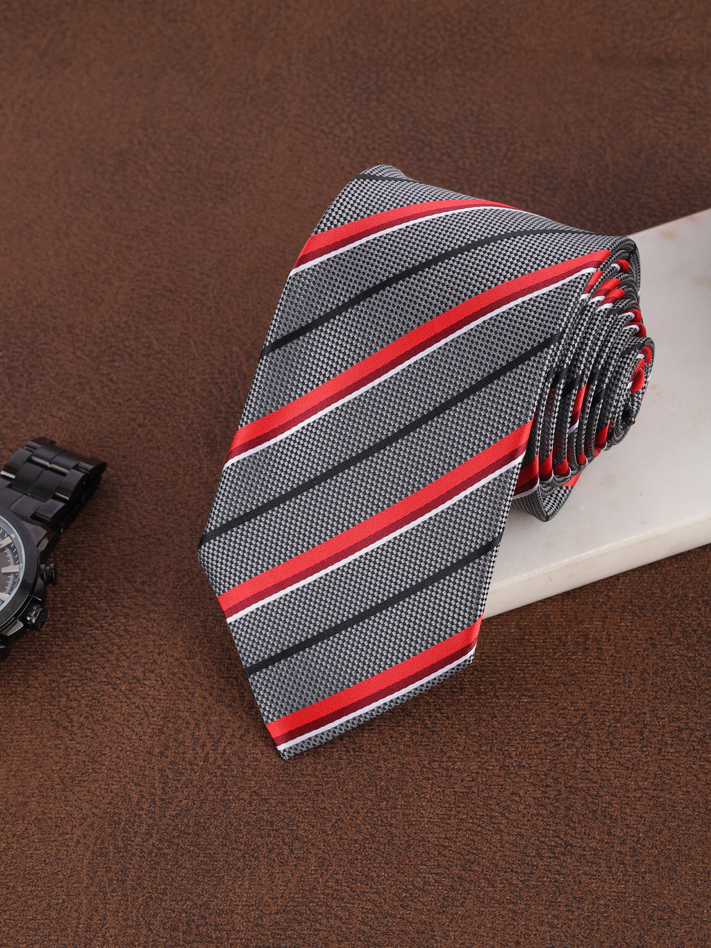 Alvaro Castagnino Men Grey & Maroon Woven Striped Skinny Tie