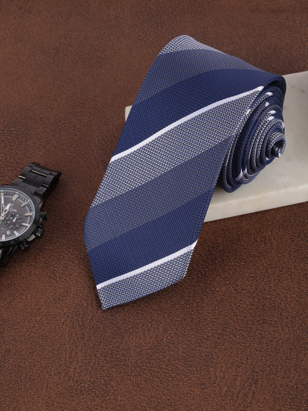 Alvaro Castagnino Men Blue & Grey Woven Striped Skinny Tie