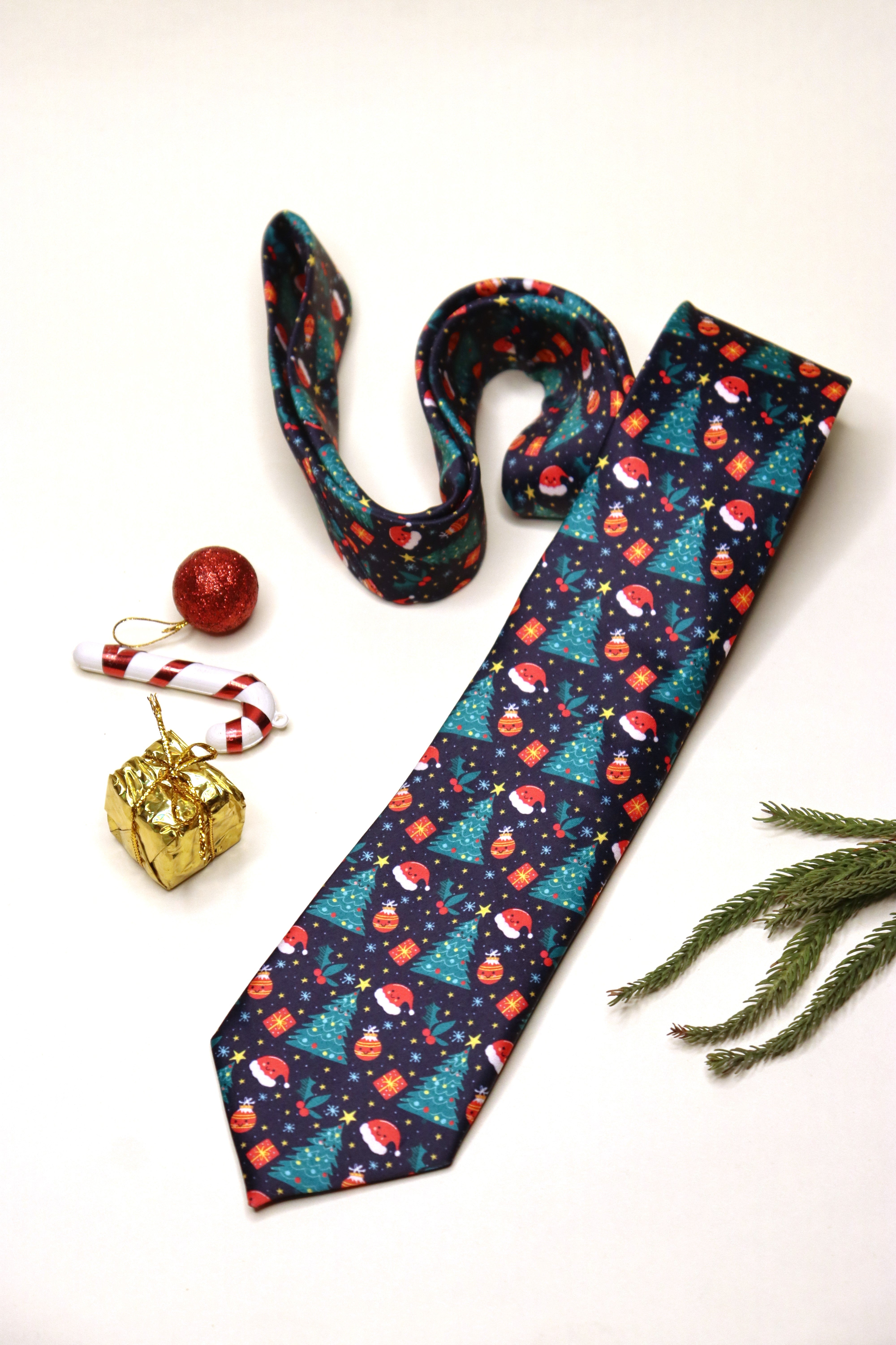 Christmas Tree Print Tie