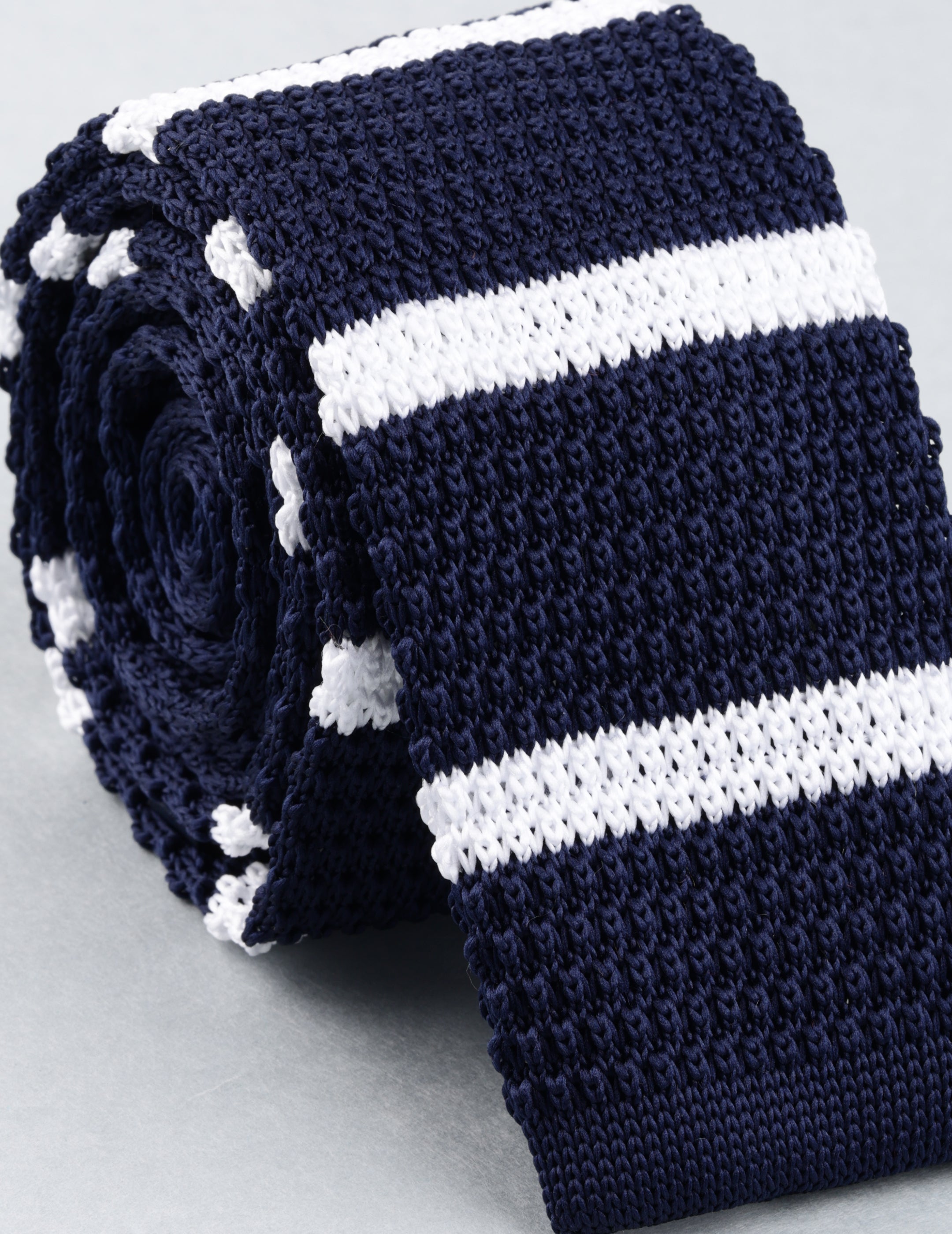 Blue & White Stripes Knitted Necktie