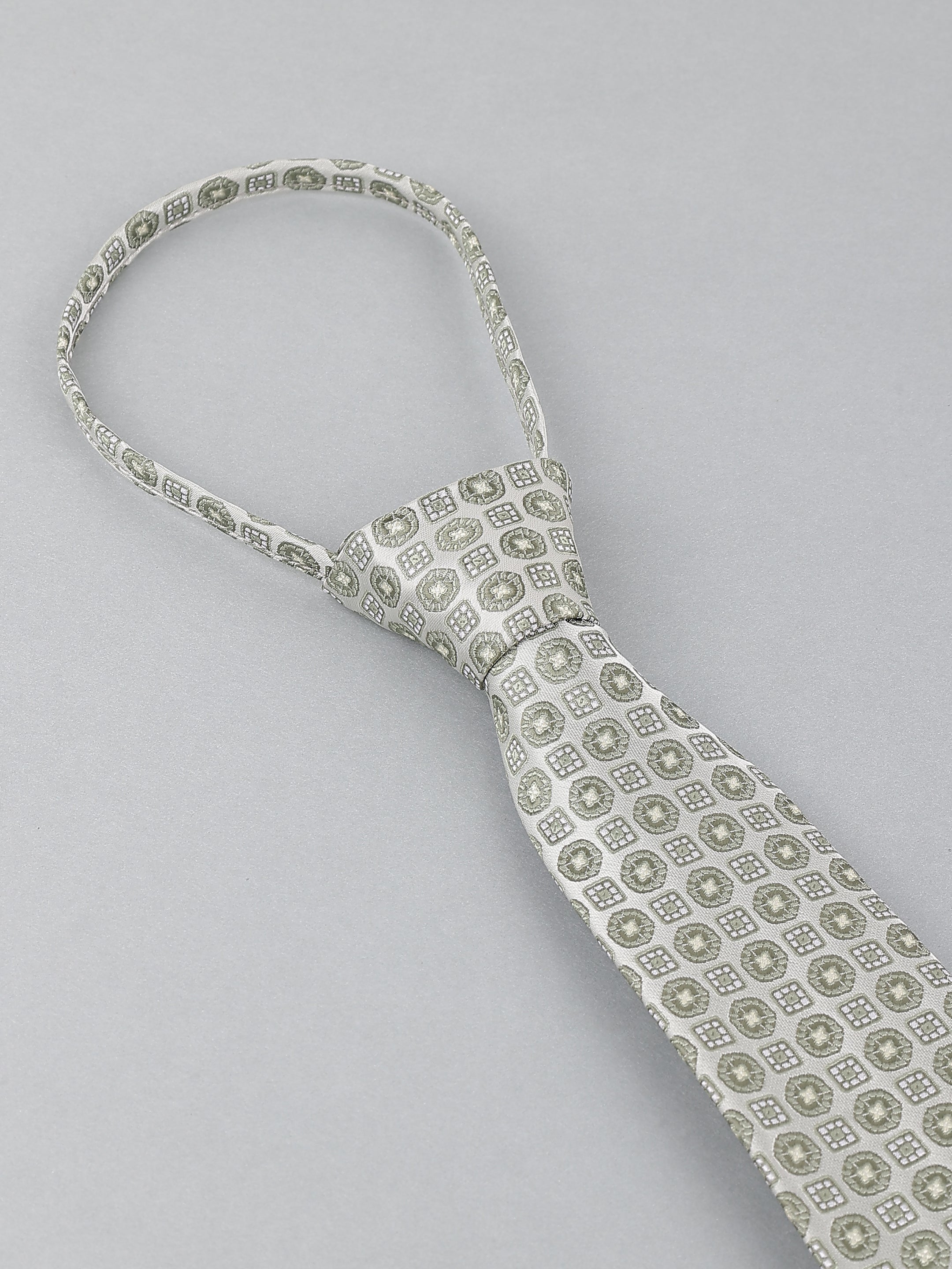 Silver Medallion Geometric Zipper Tie