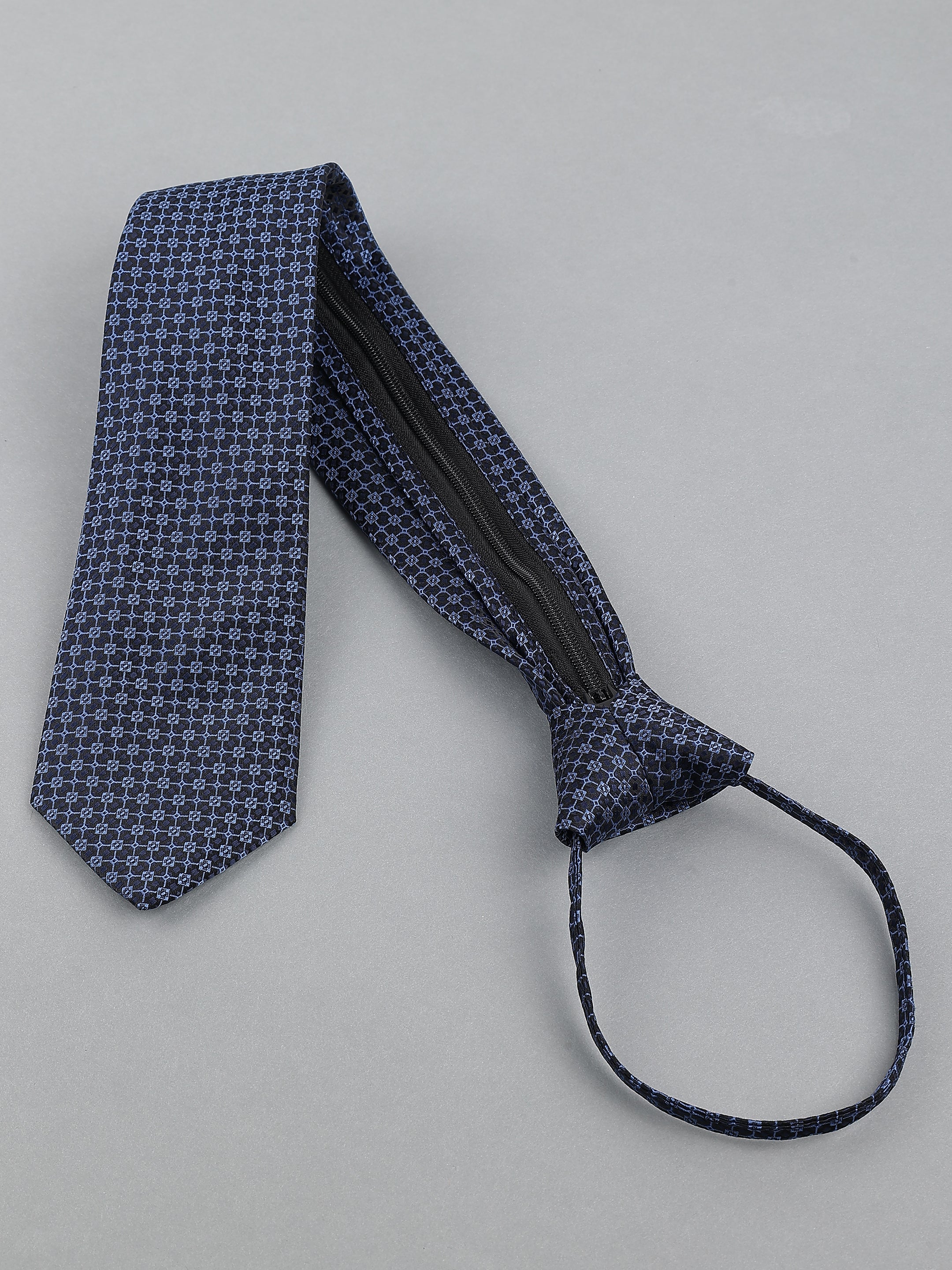 Navy Micro-Geometric Zipper Tie